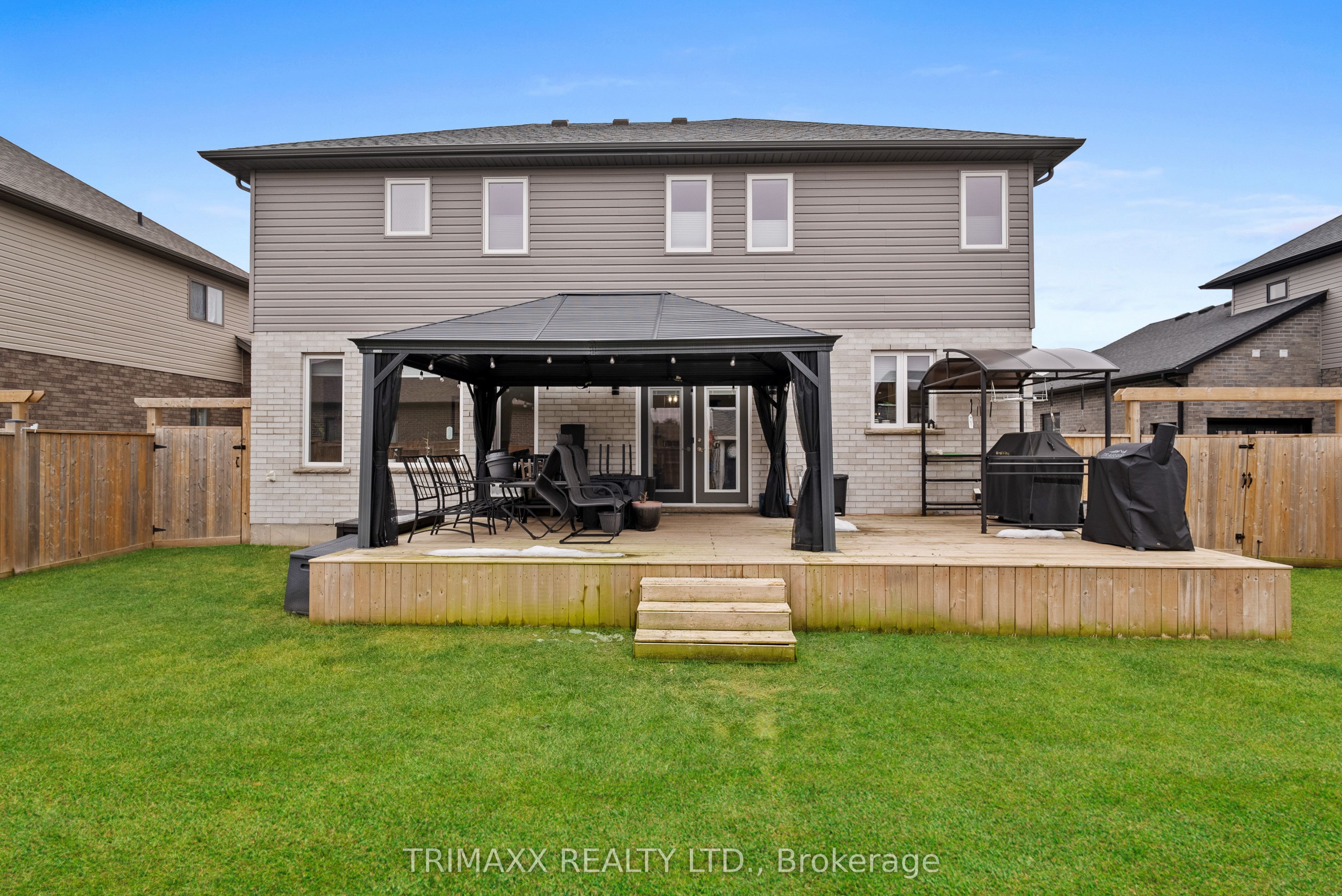 31 Thames Springs Crescent Property Photo 27
