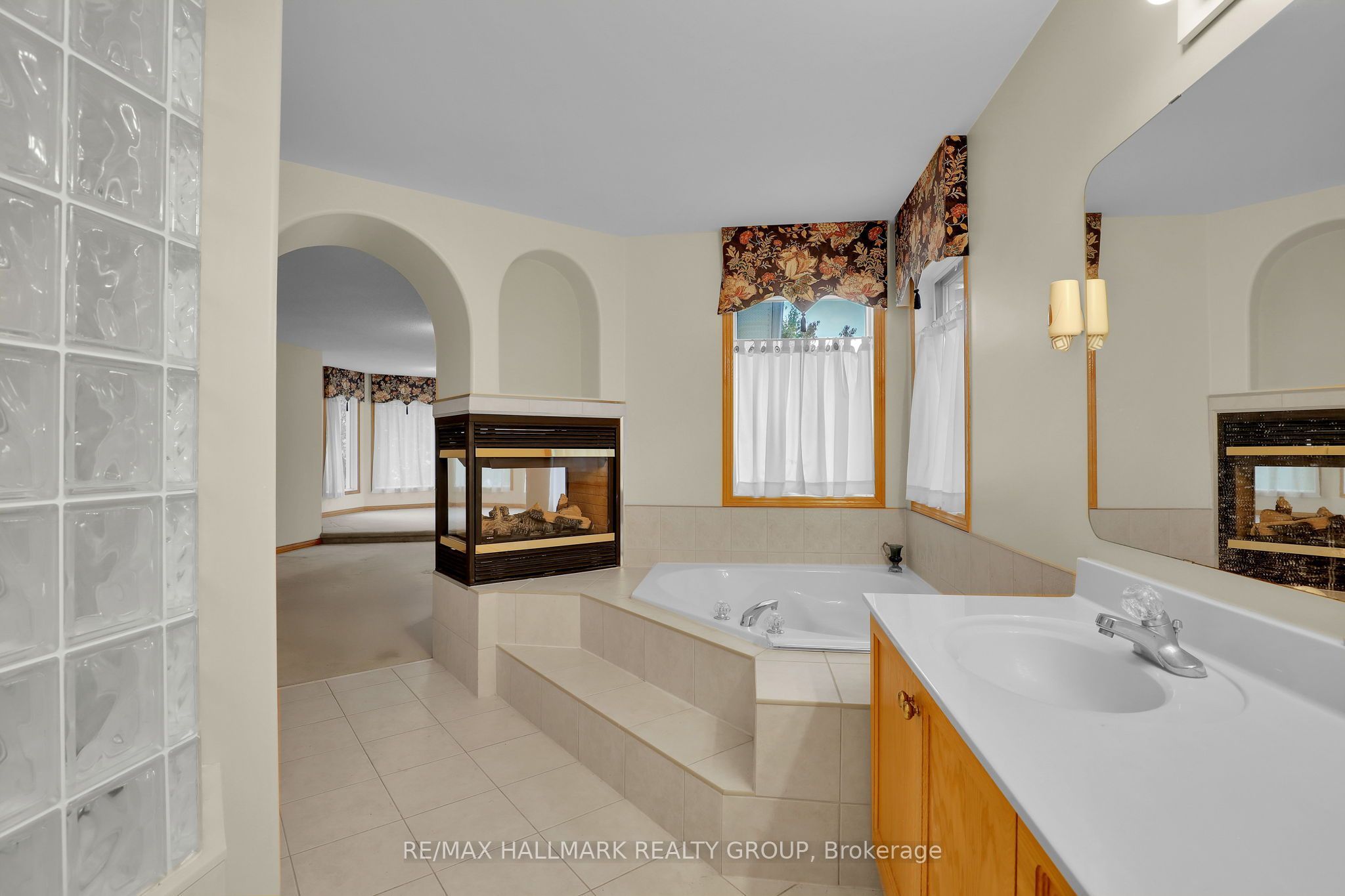 11 Riverstone Drive Property Photo 10