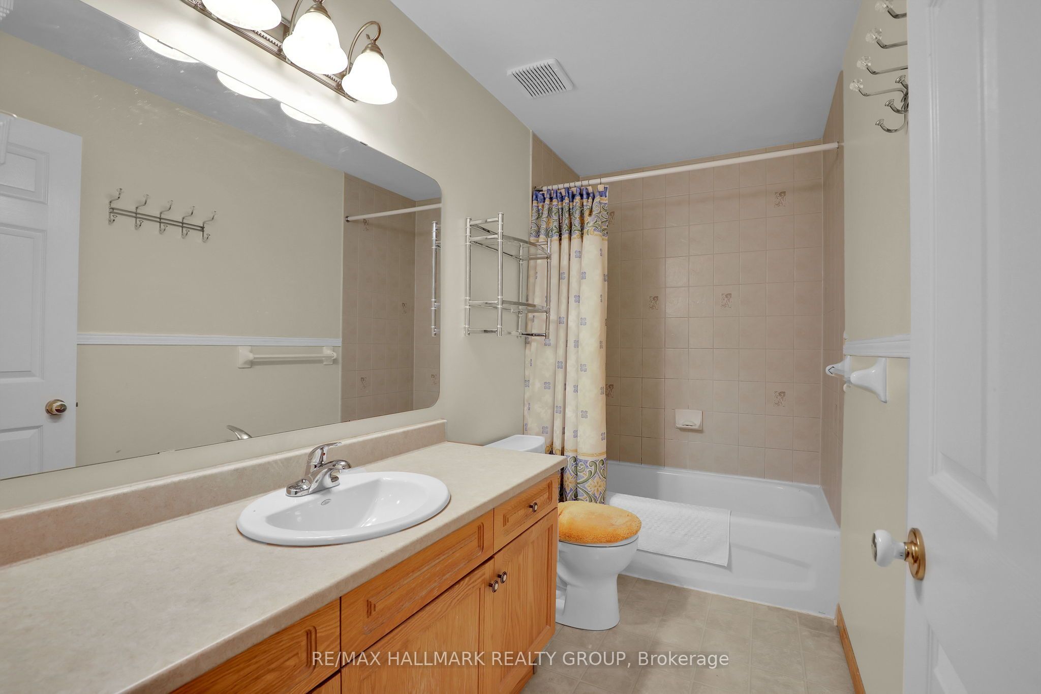 11 Riverstone Drive Property Photo 13