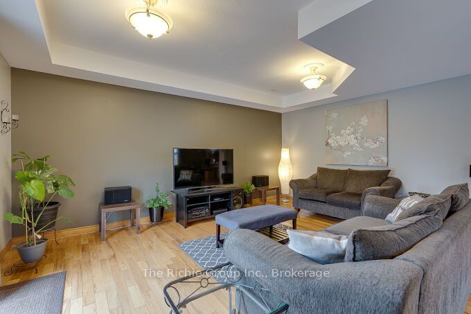 624 Cedar Street W Property Photo 22