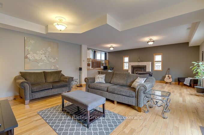 624 Cedar Street W Property Photo 23