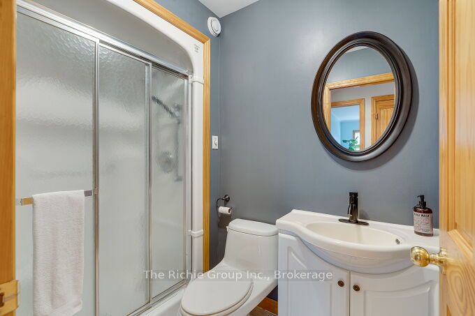 624 Cedar Street W Property Photo 29