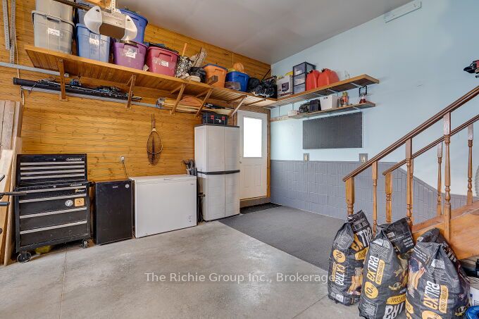 624 Cedar Street W Property Photo 34