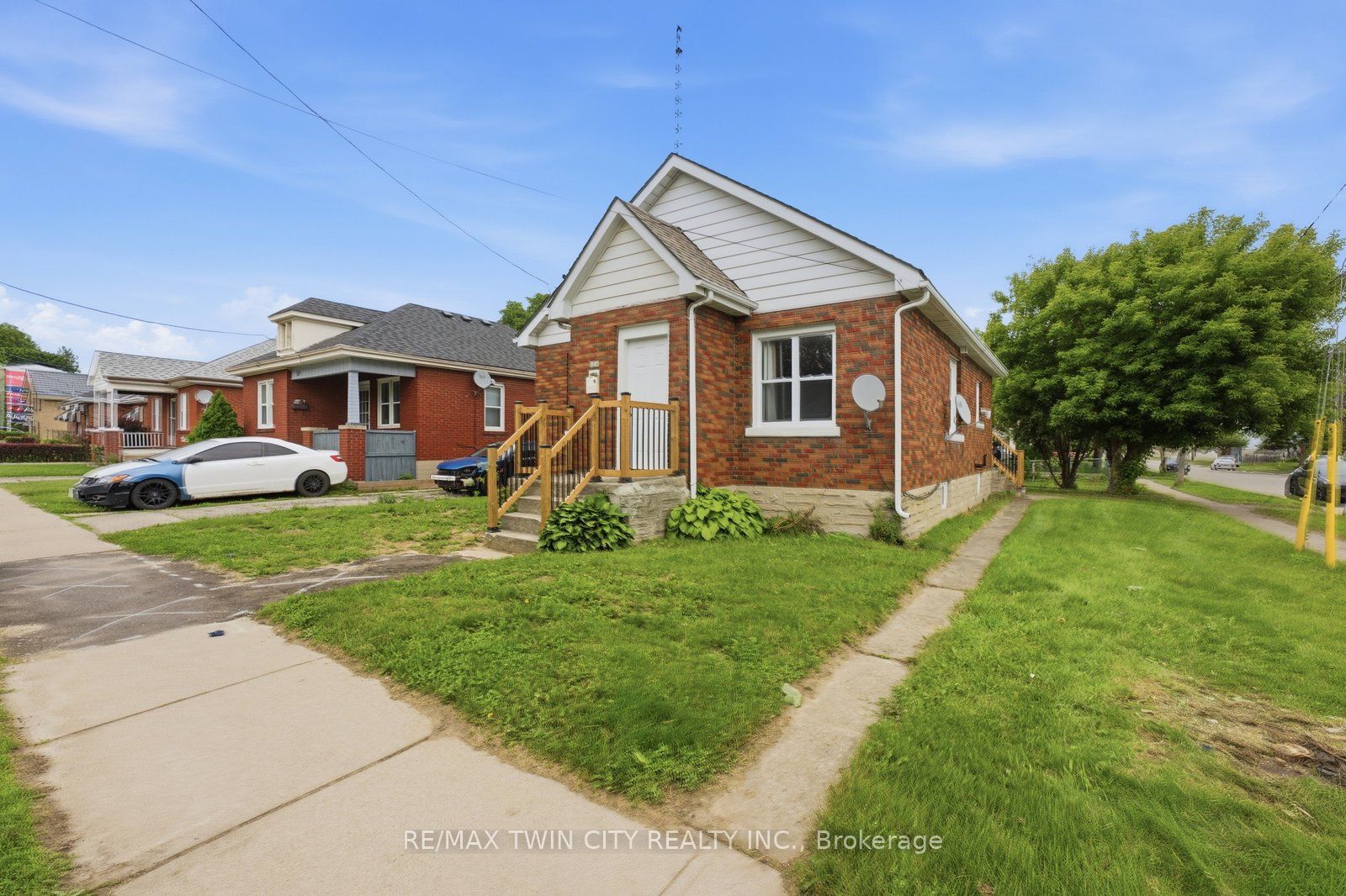 249 Clarence Street Property Photo 1