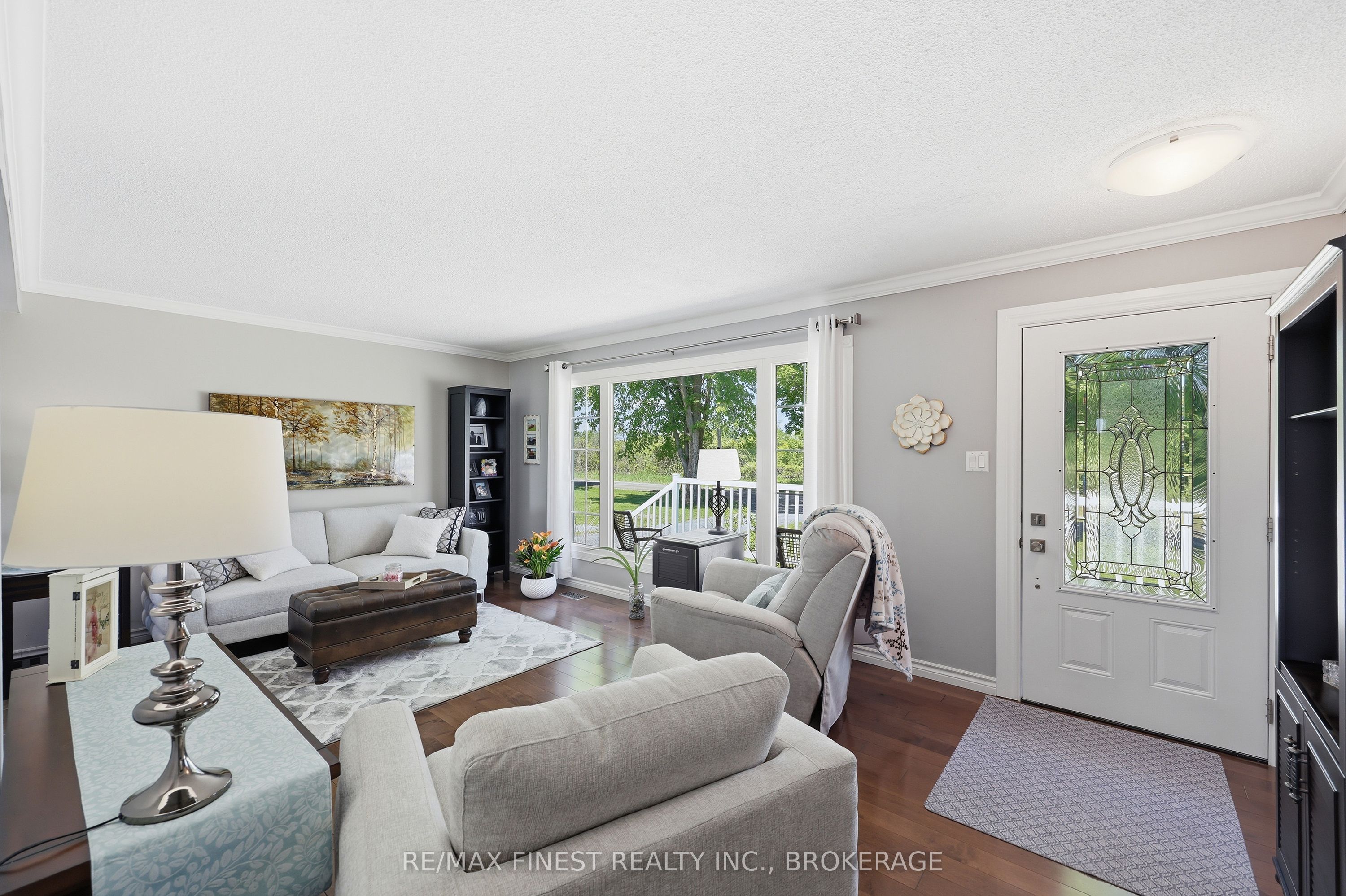 598 Petworth Road Property Photo 3