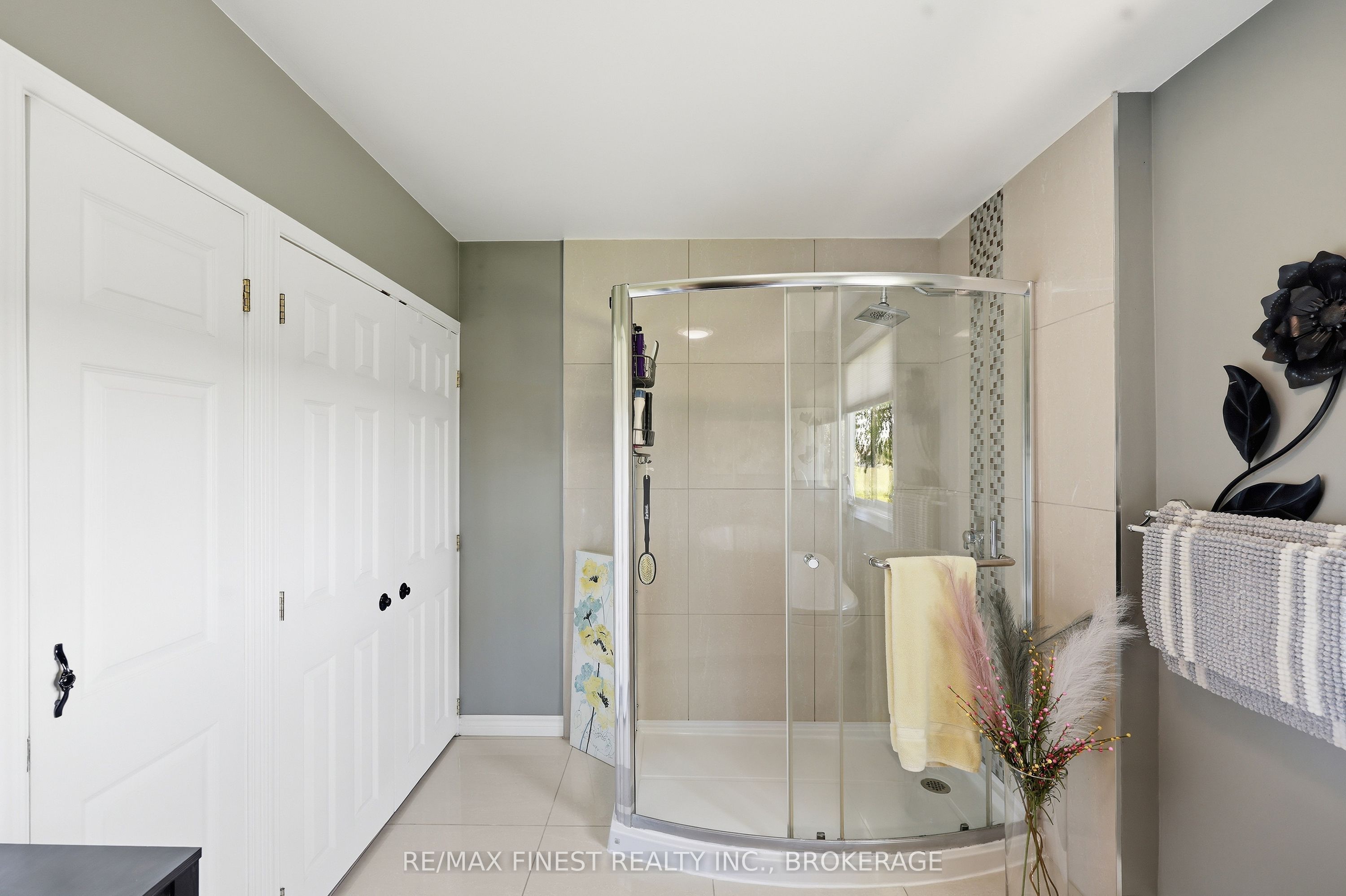 598 Petworth Road Property Photo 15