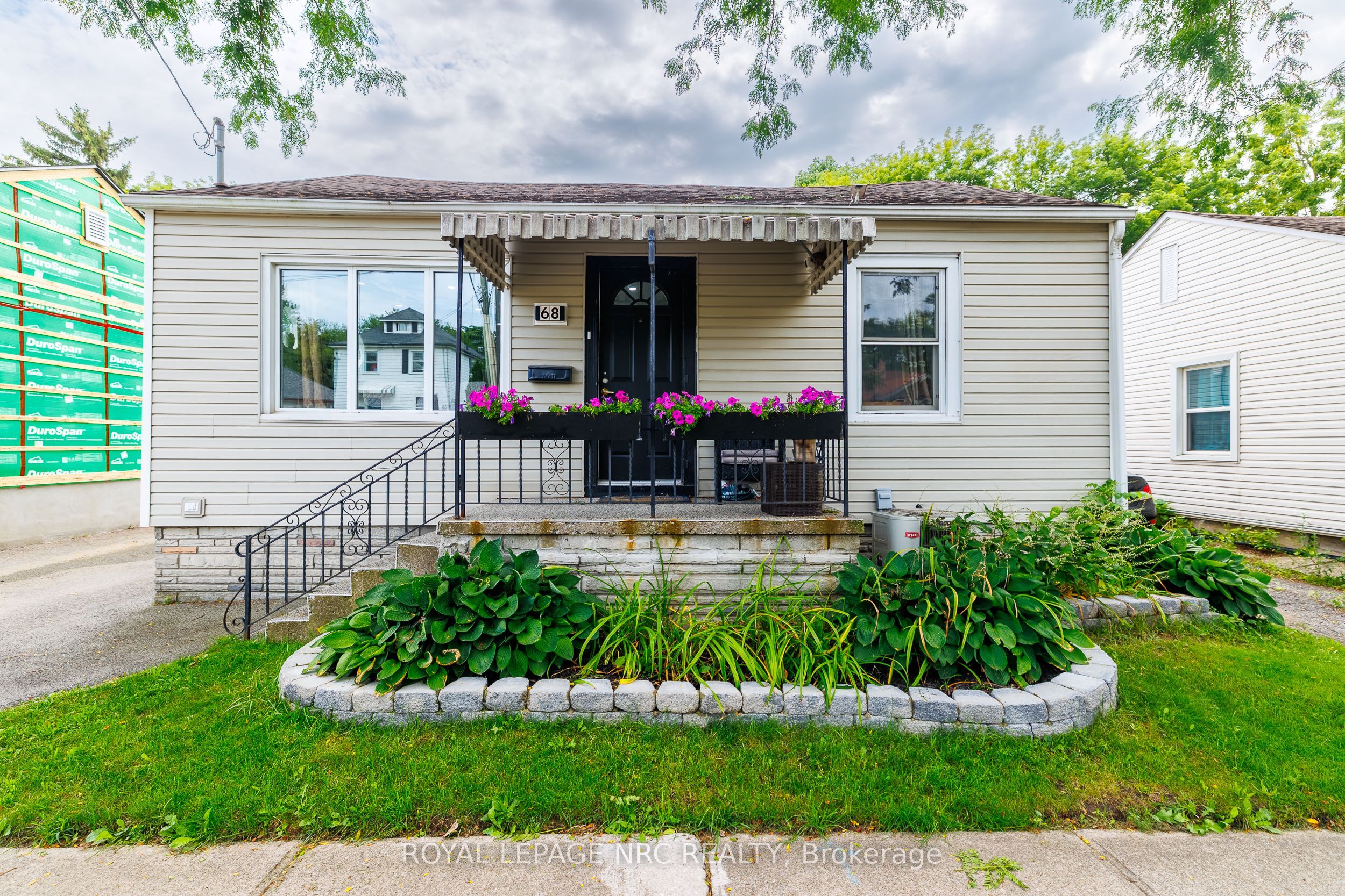 68 Carlton Street Property Photo 1