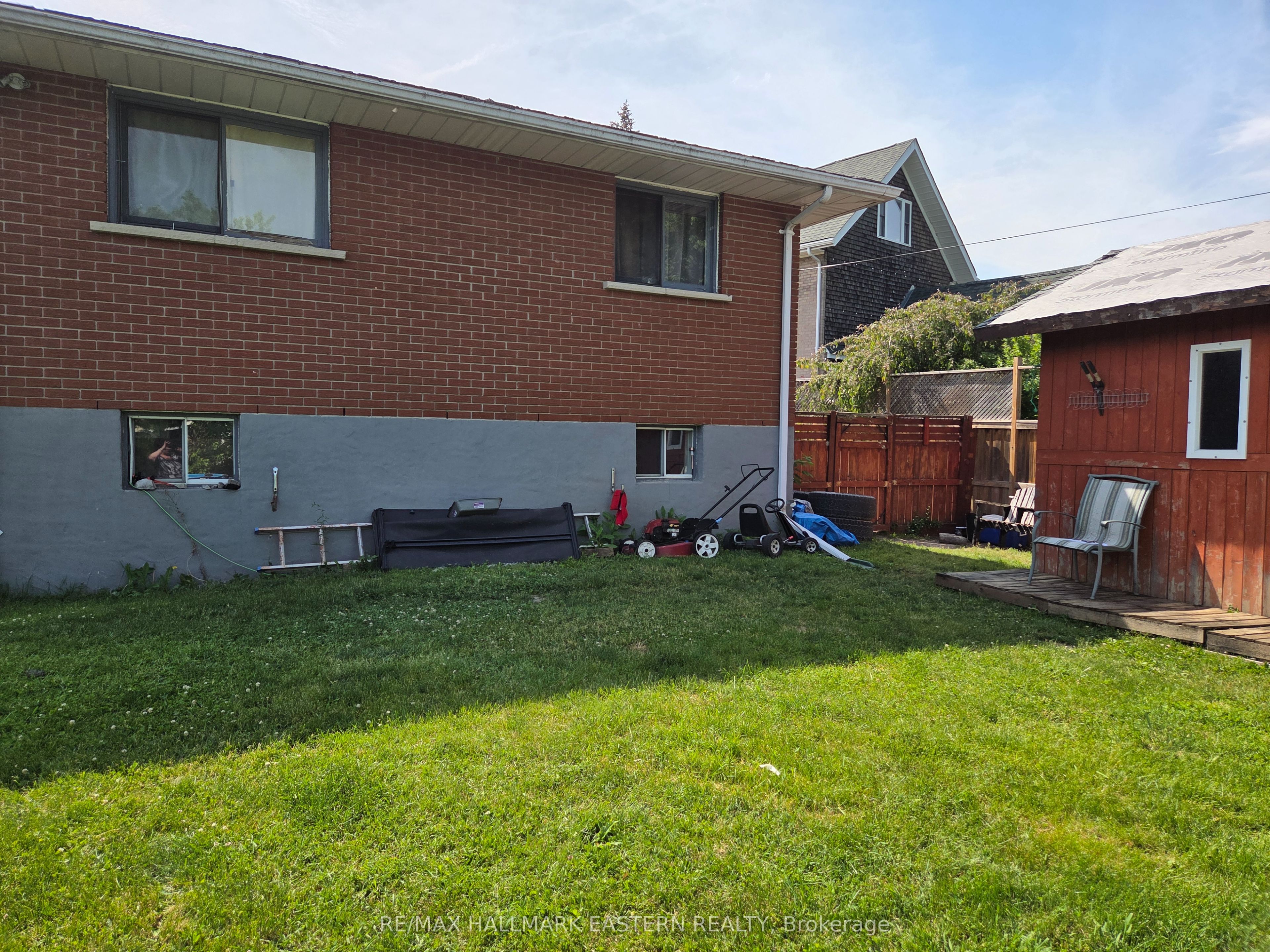 618 Donegal Street Property Photo 3