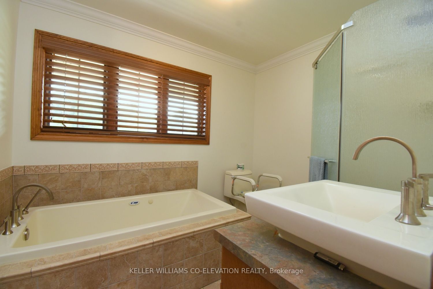 635 Millgrove Side Road Property Photo 30