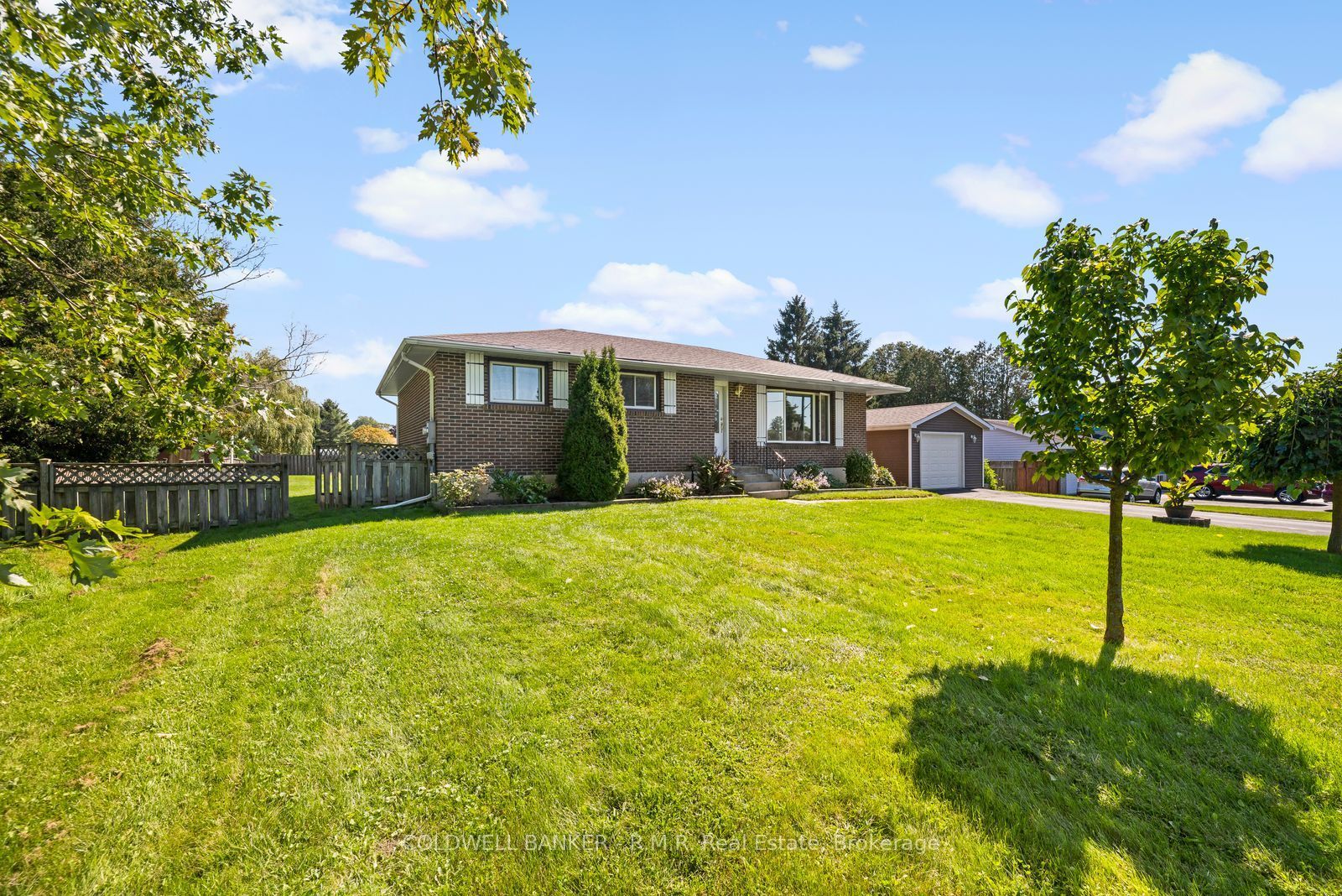 453 Brimley Road S Property Photo 6