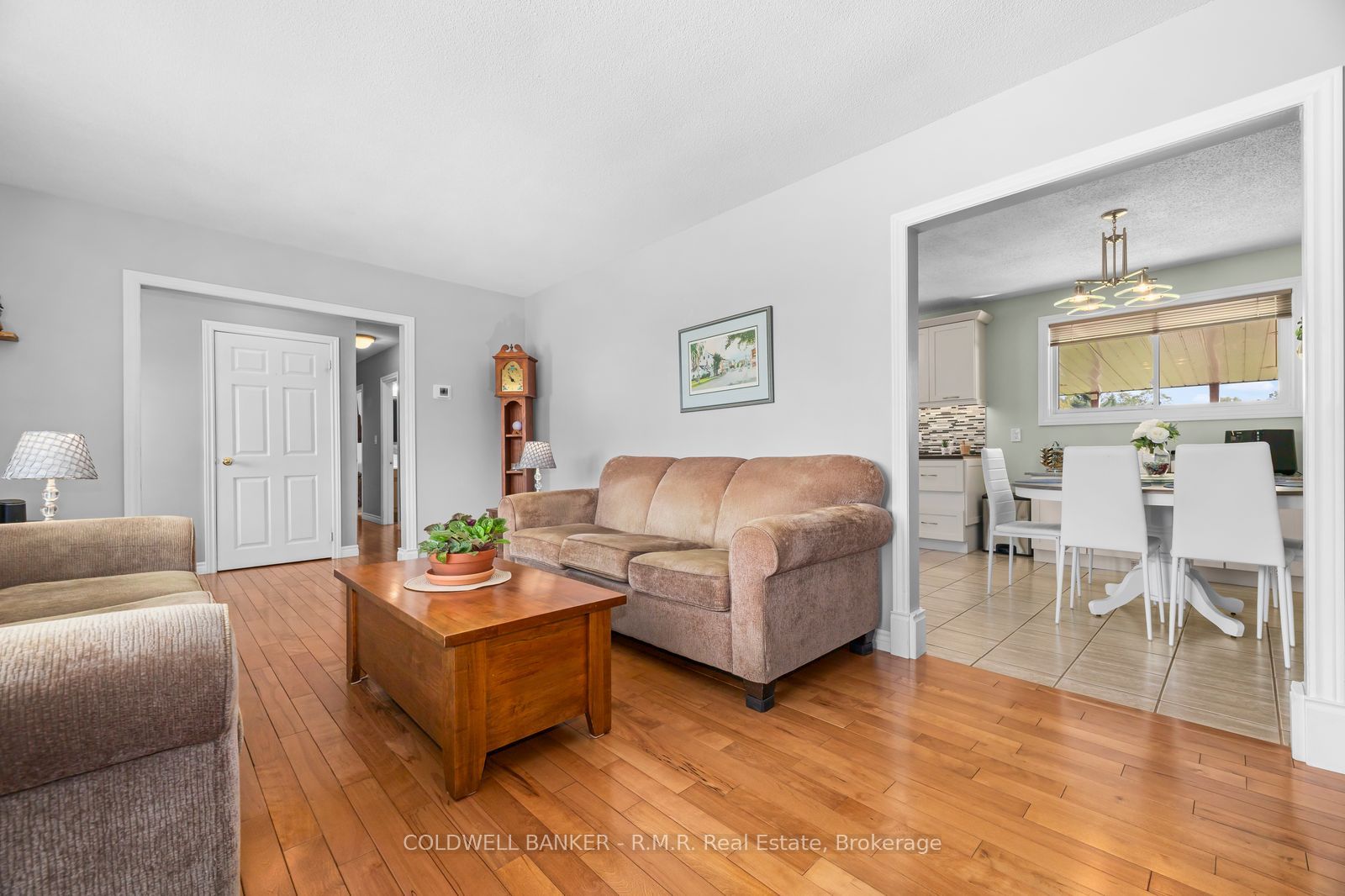 453 Brimley Road S Property Photo 9