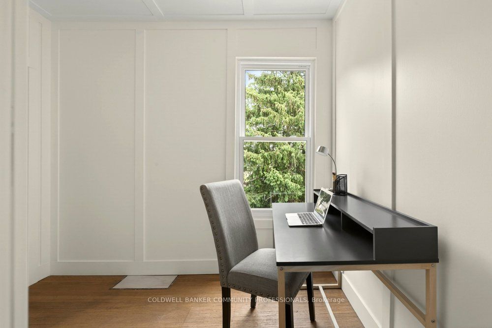 148 Dundurn Street N Property Photo 24