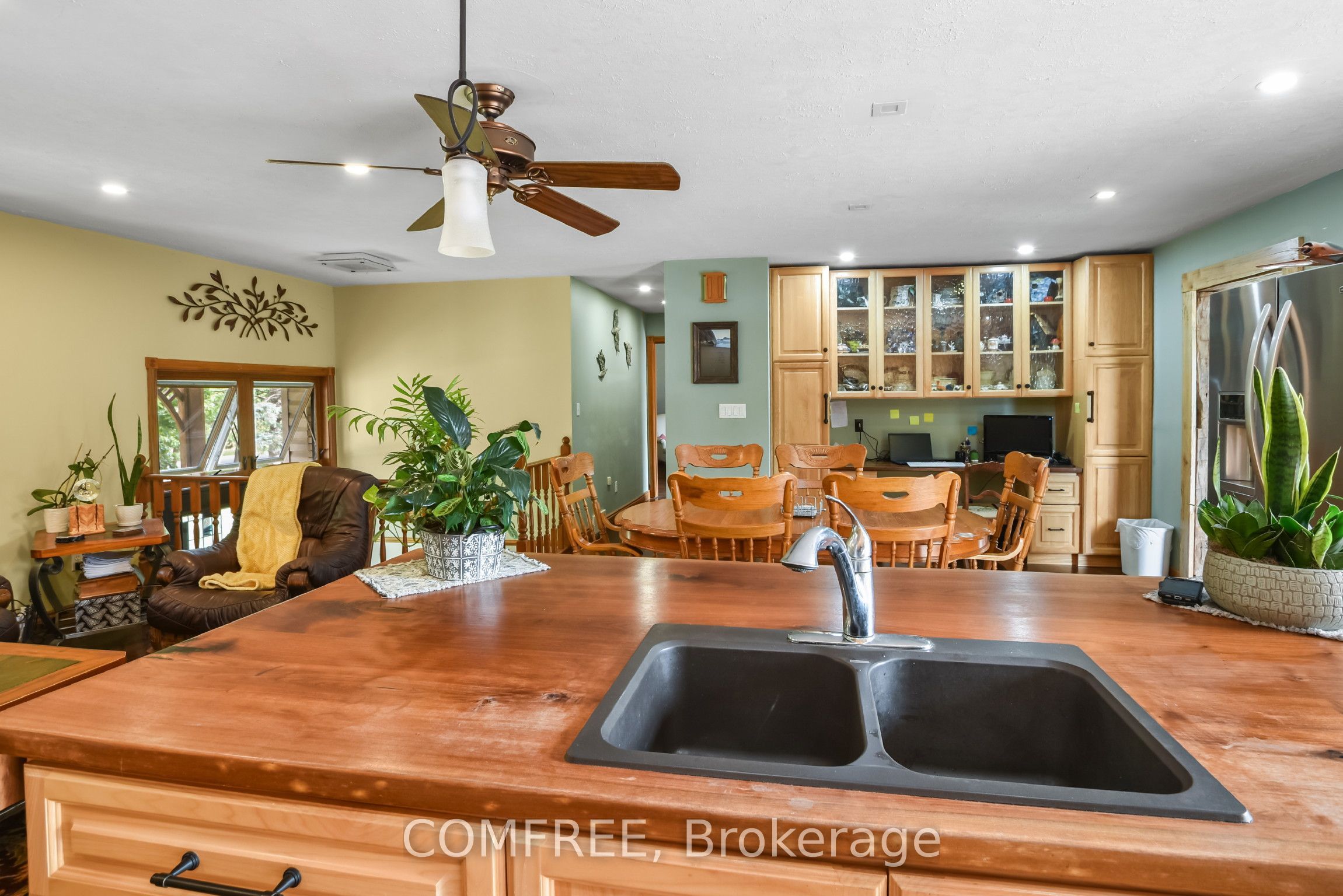 9104 Mc Dowell Line Property Photo 7