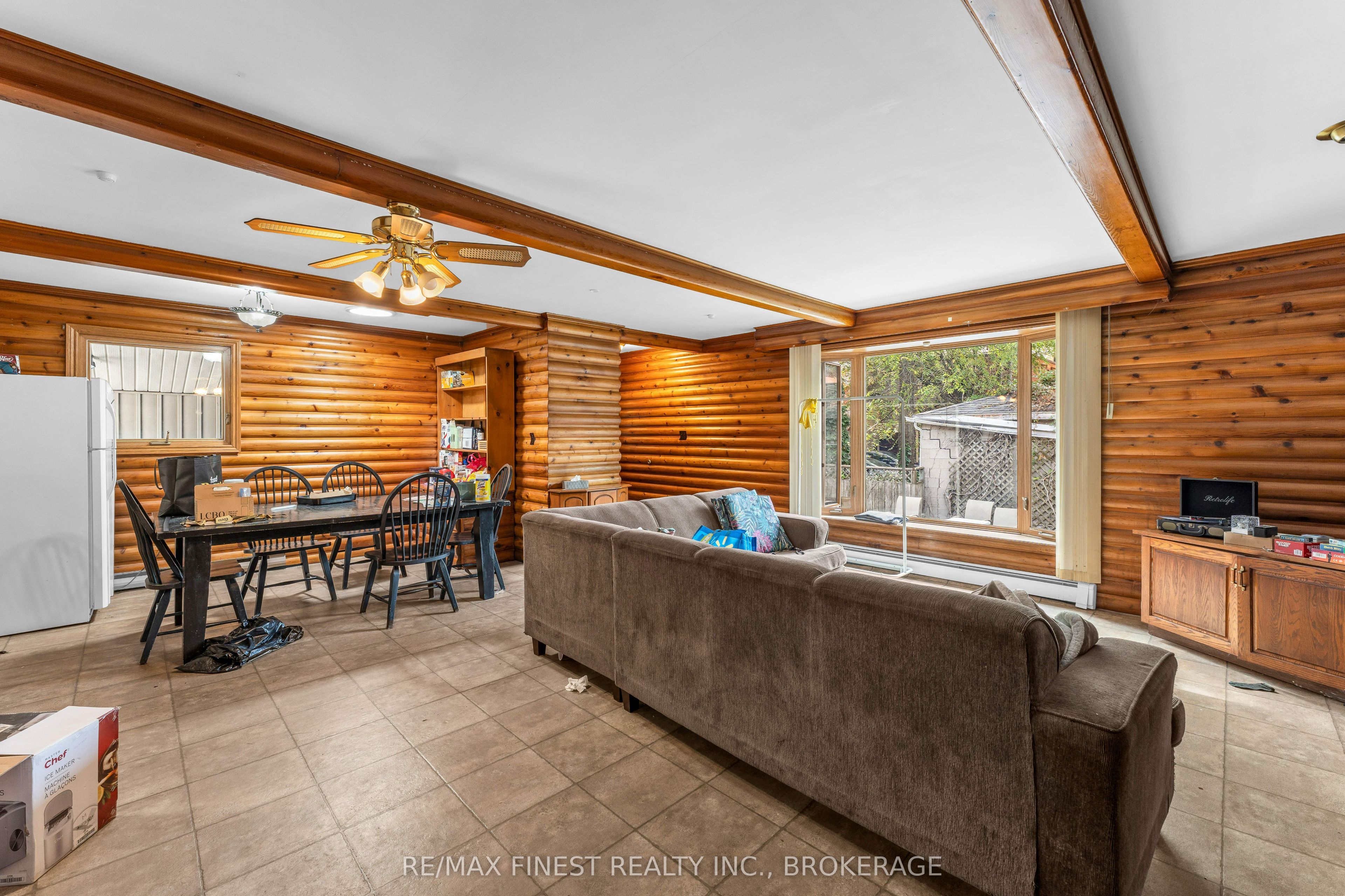 236 Collingwood Street Property Photo 4