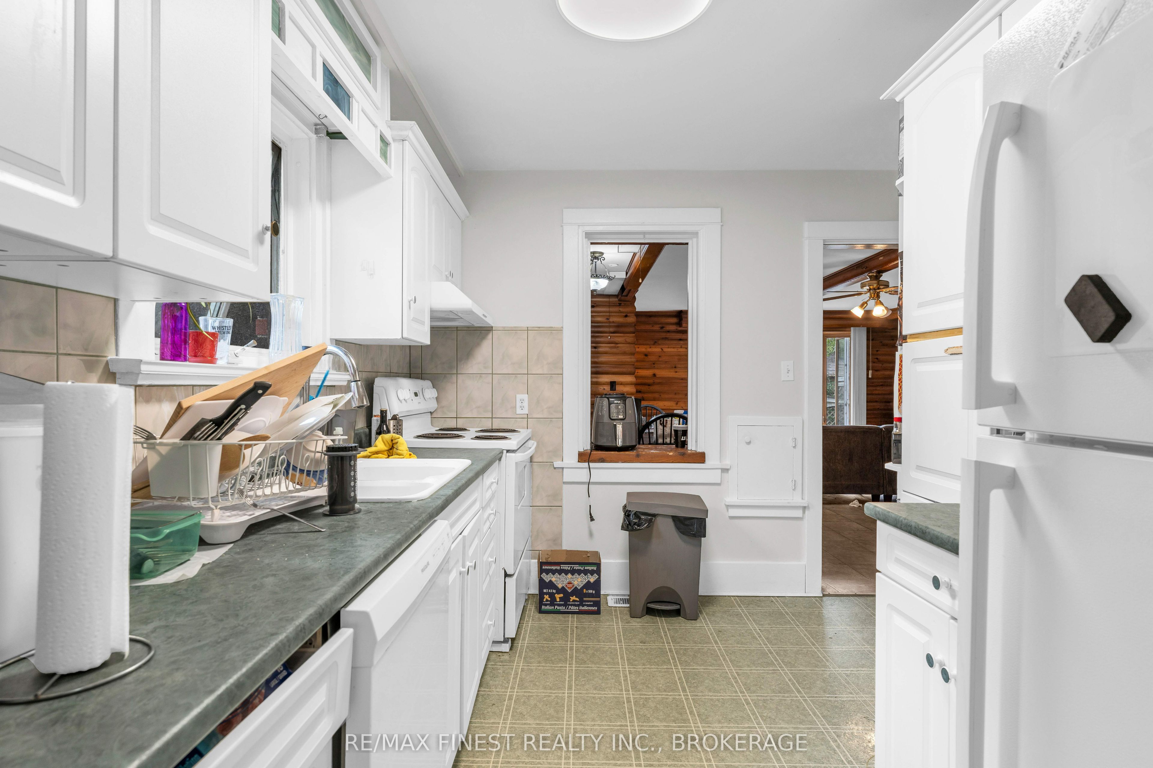236 Collingwood Street Property Photo 13