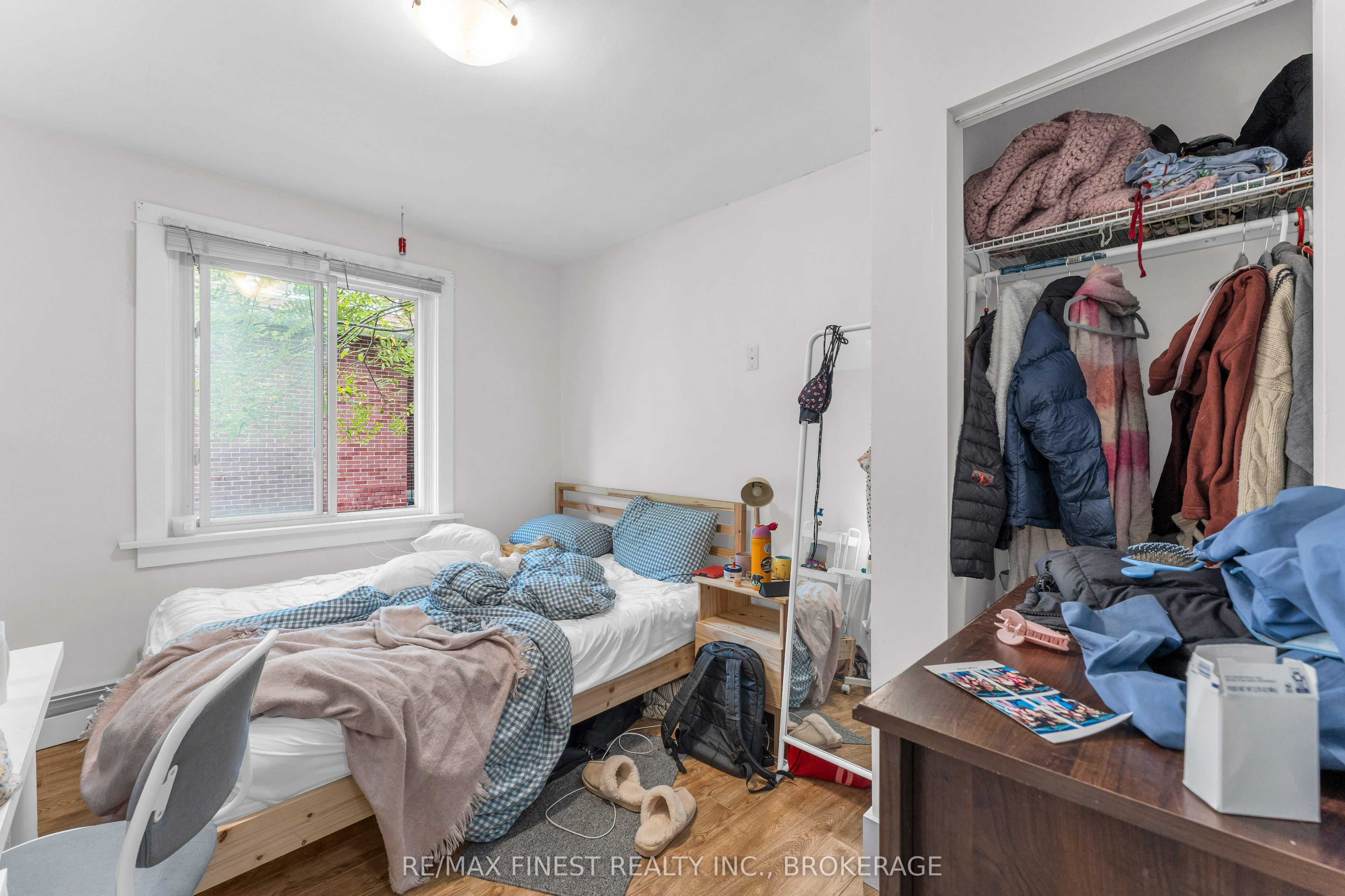 236 Collingwood Street Property Photo 14