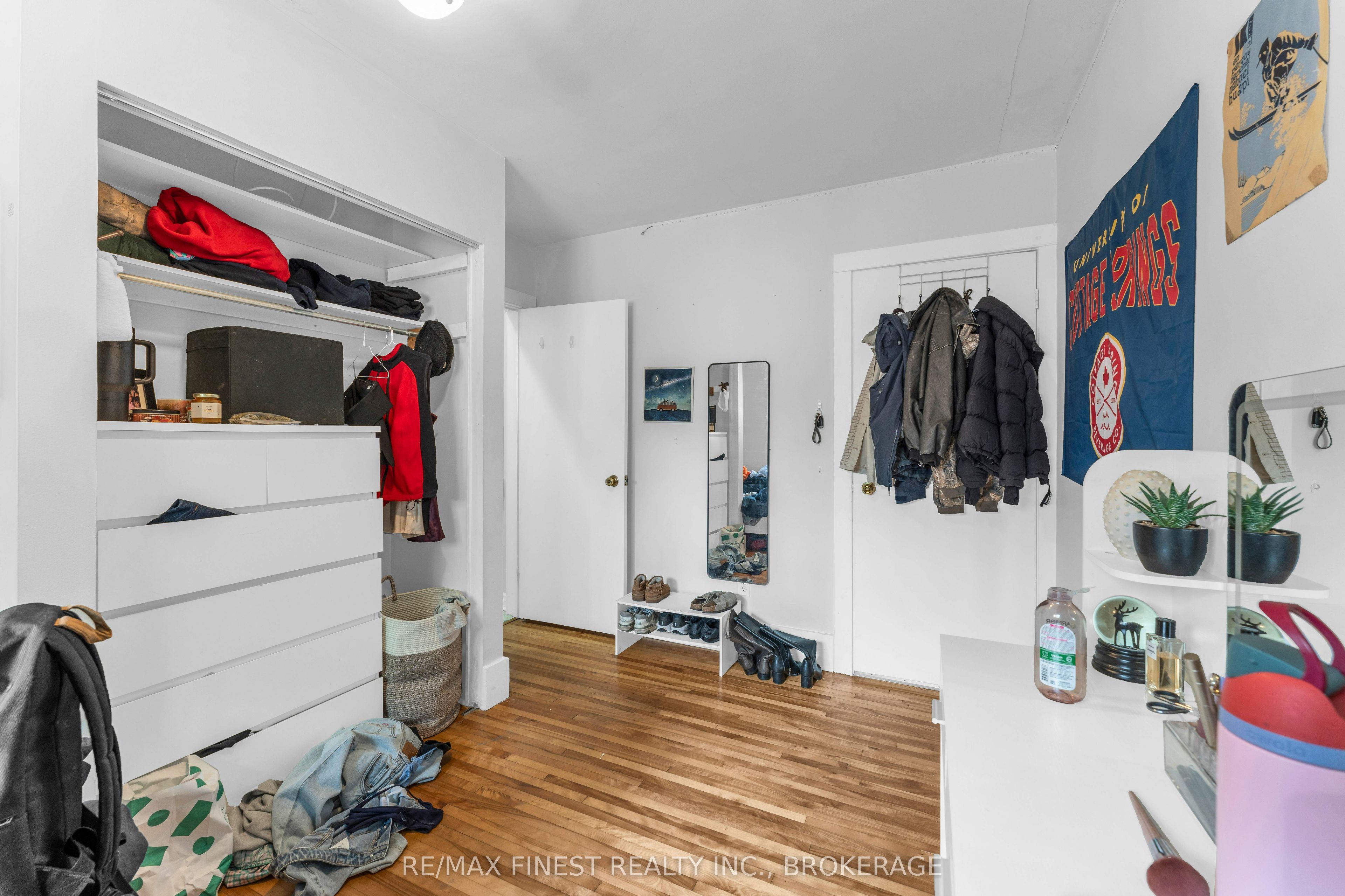 236 Collingwood Street Property Photo 24