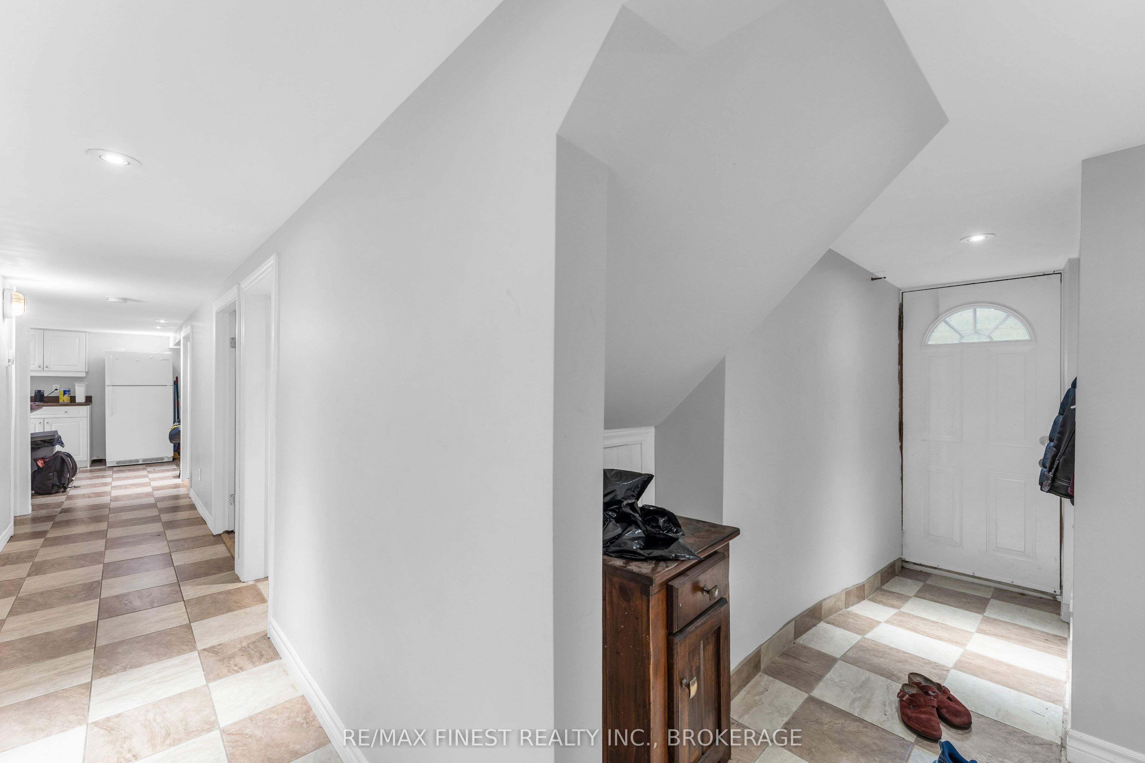 236 Collingwood Street Property Photo 28