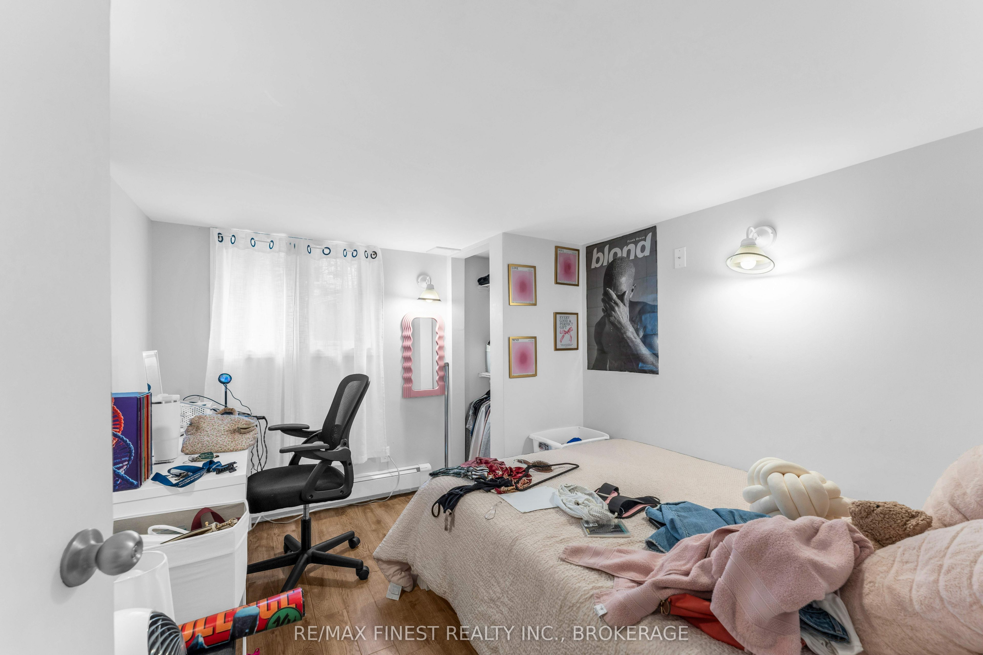236 Collingwood Street Property Photo 35