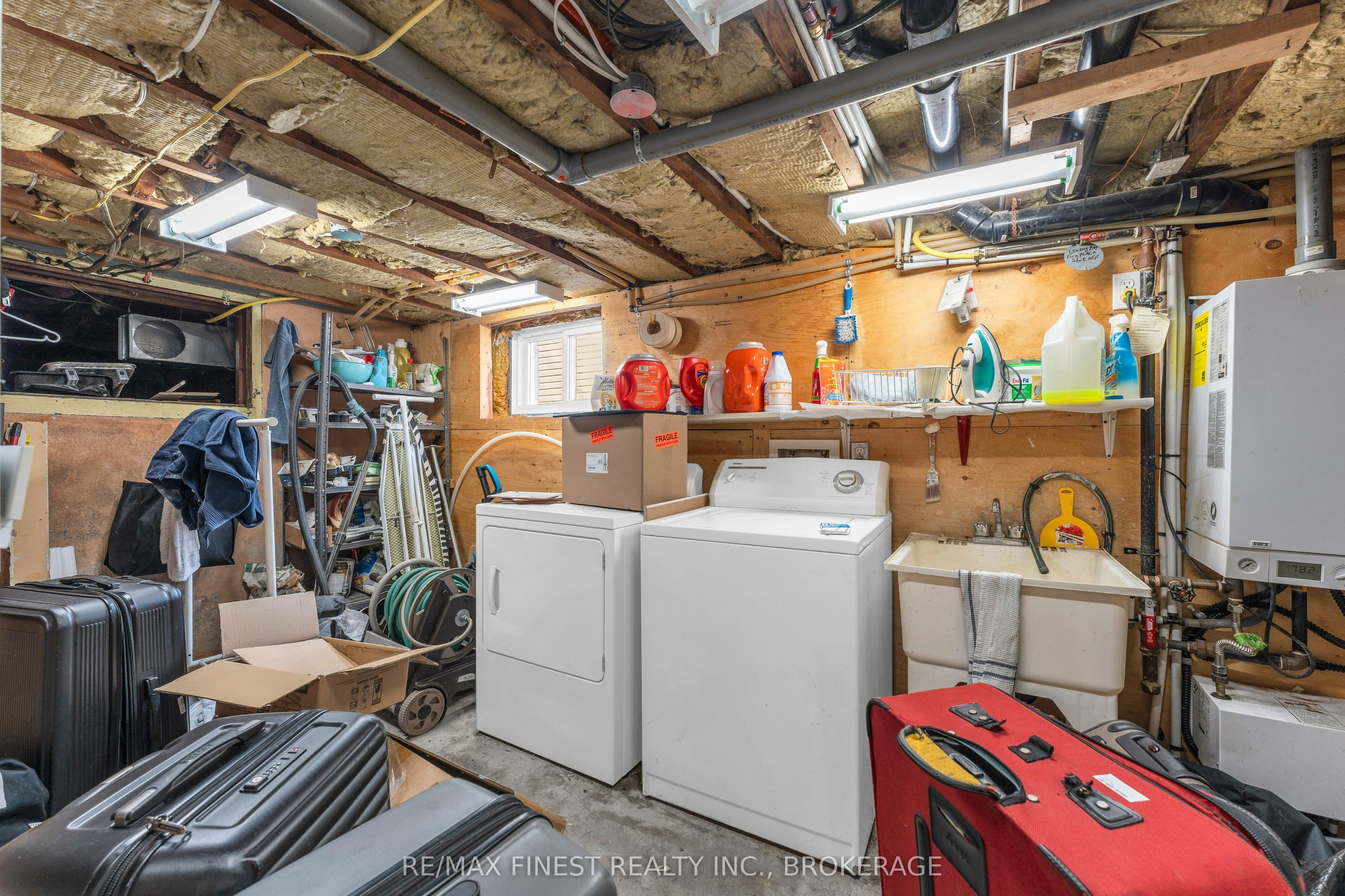 236 Collingwood Street Property Photo 37