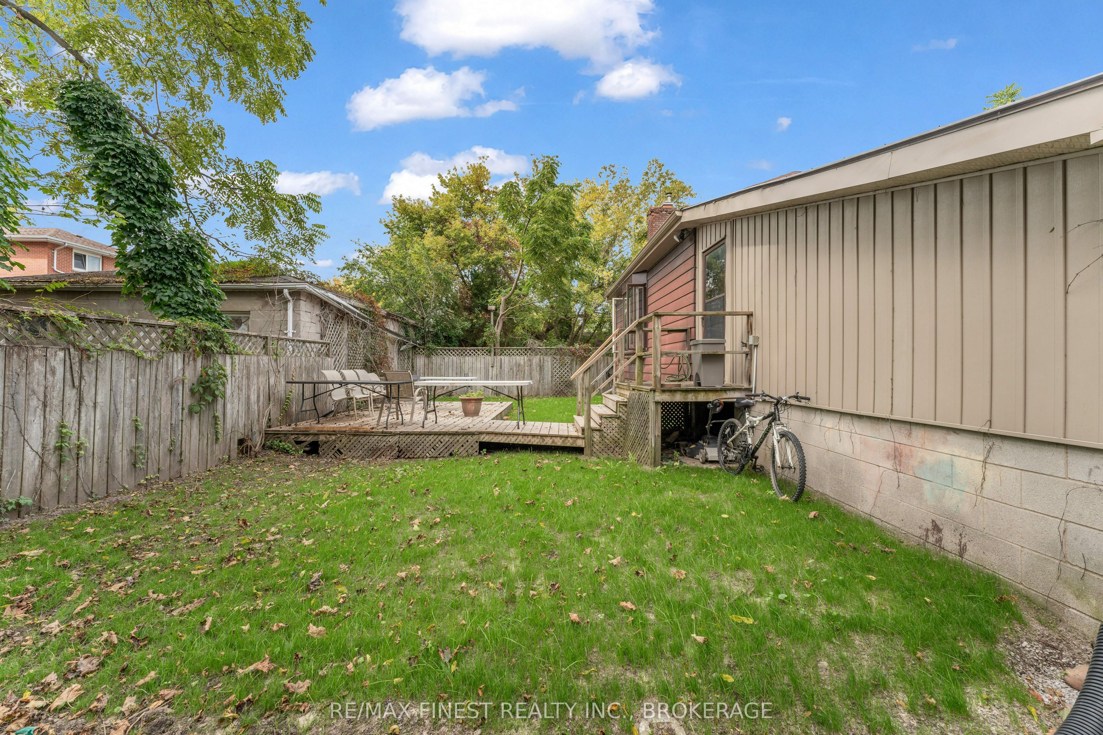 236 Collingwood Street Property Photo 39