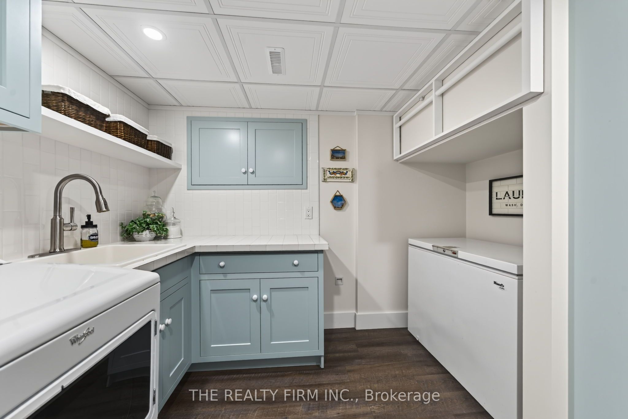 50 Sparta Street Property Photo 20