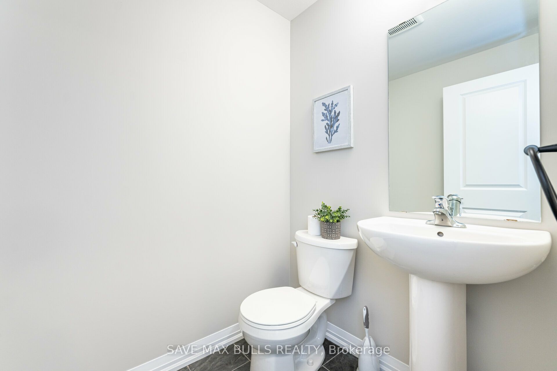 7381 Matteo Drive Property Photo 18