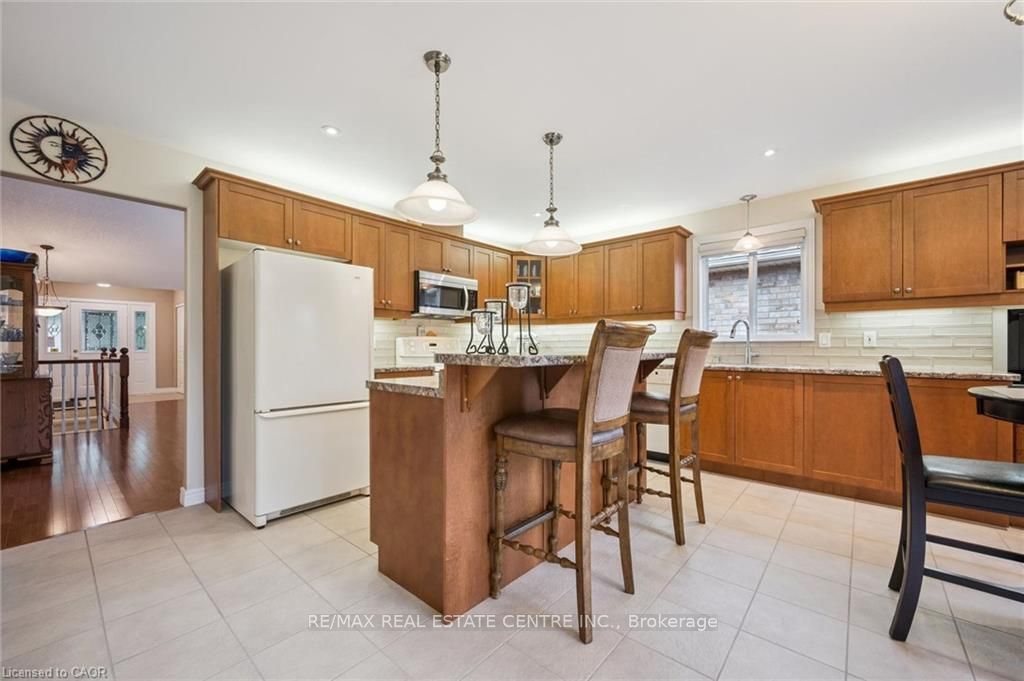 555 Killbear Court Property Photo 6
