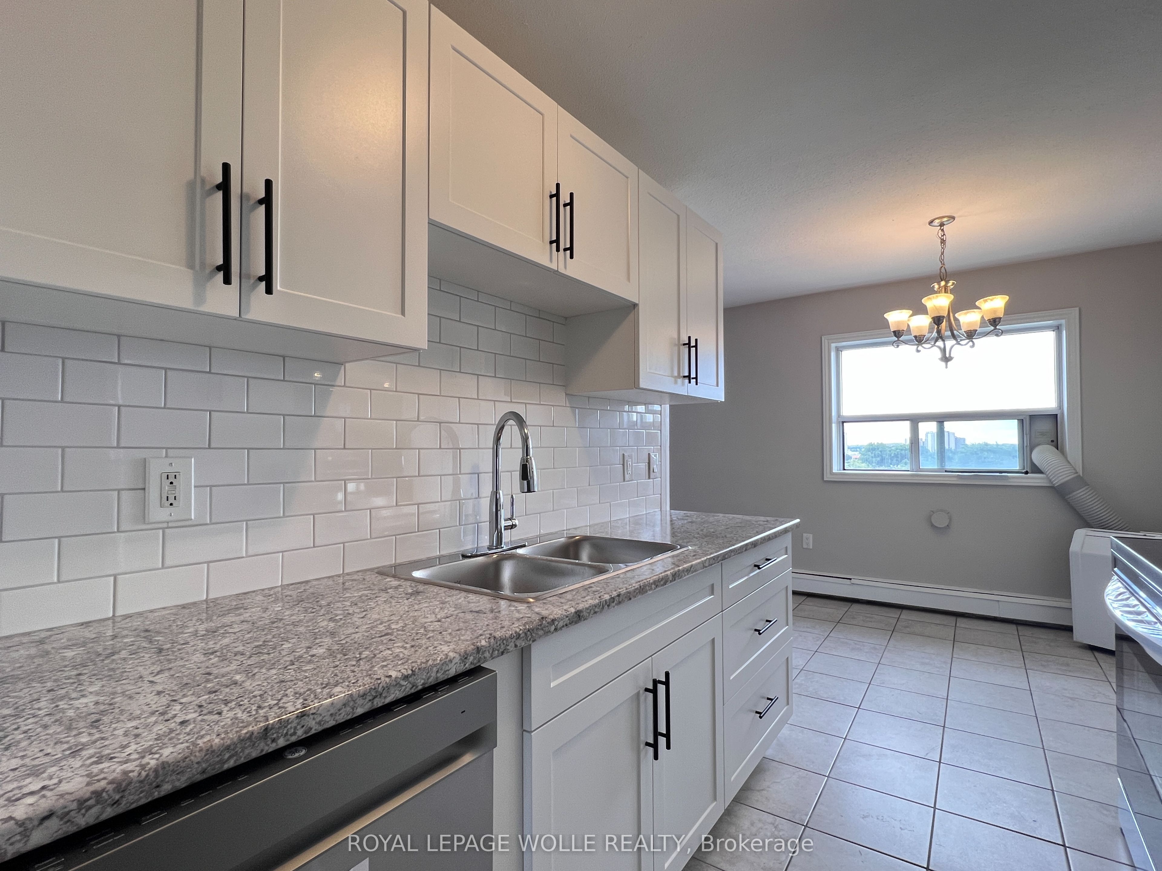 283 Fairway Road N 503 Property Photo 10