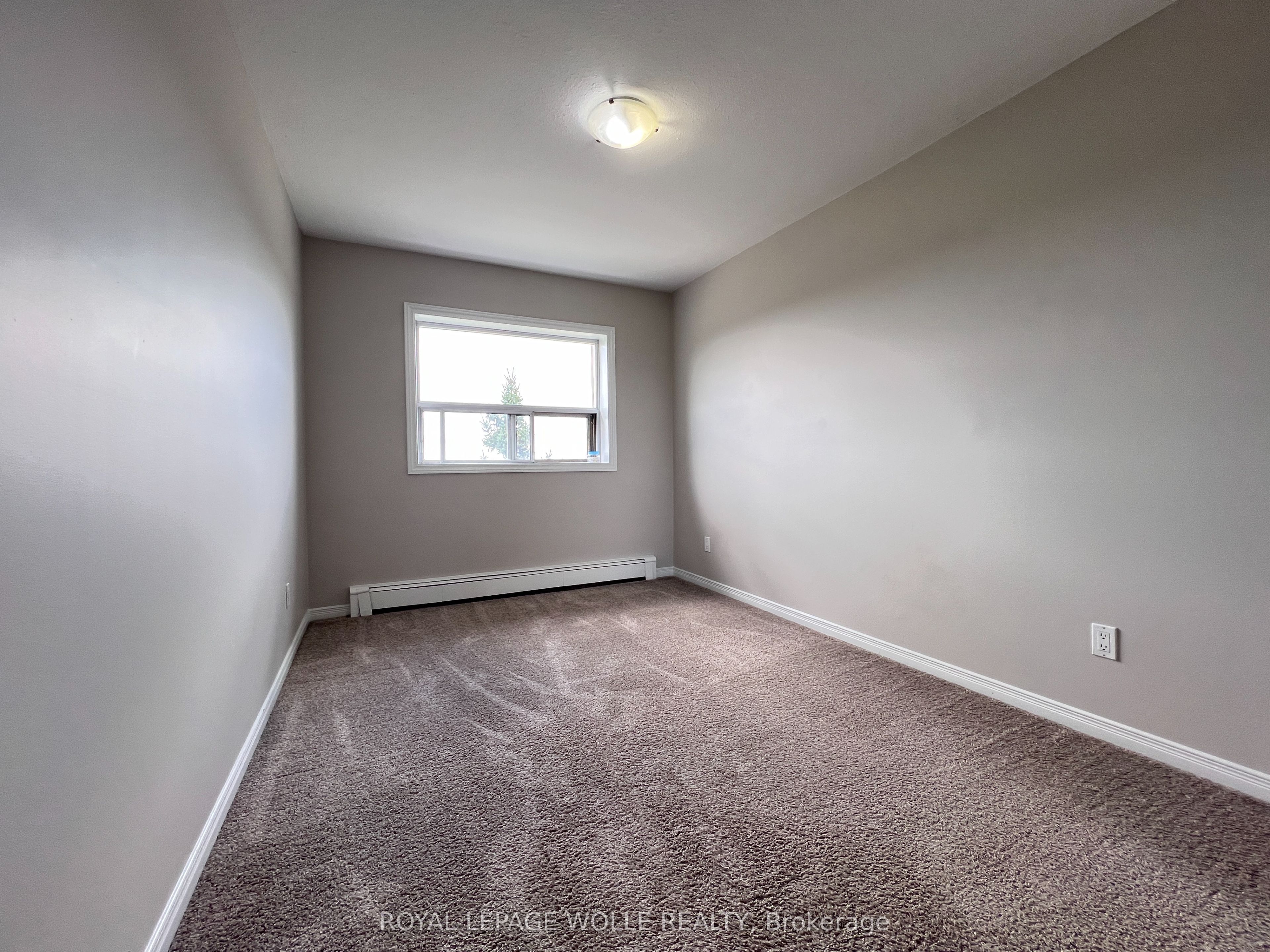 283 Fairway Road N 503 Property Photo 21