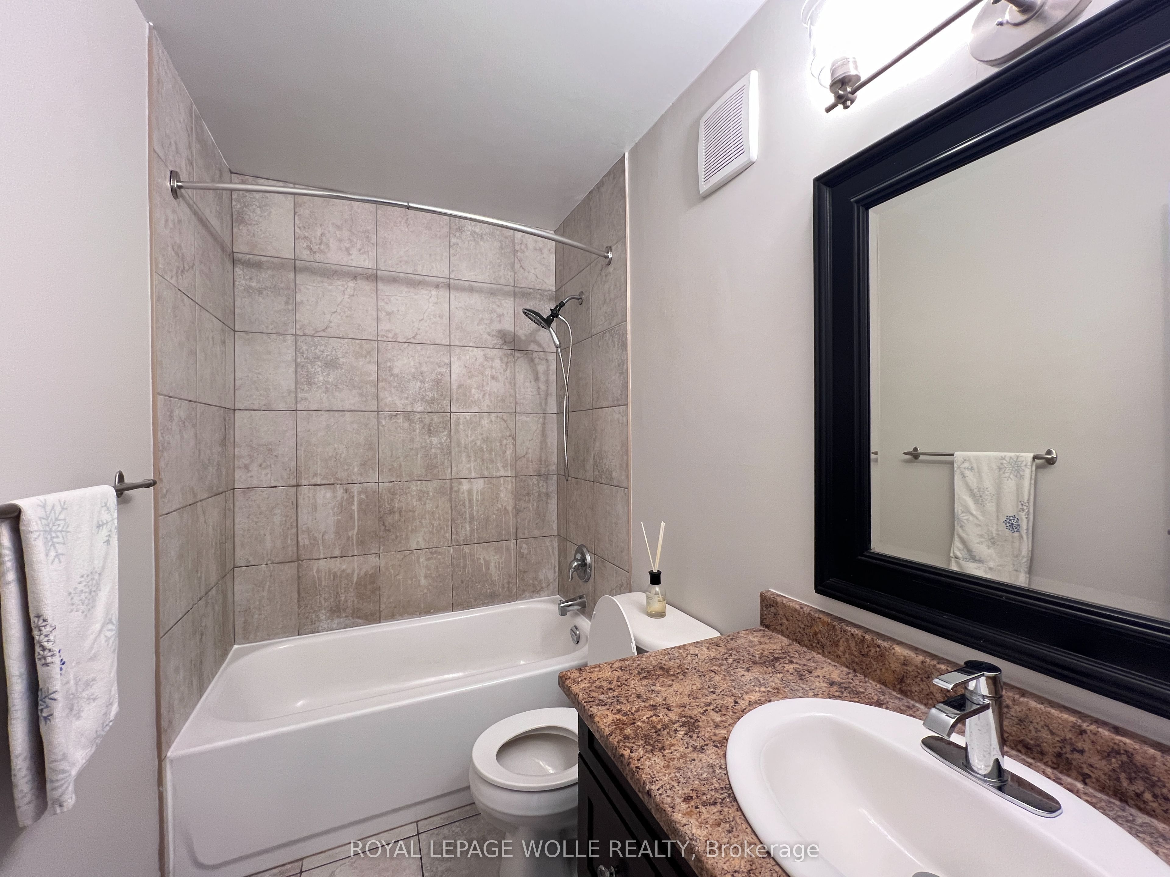 283 Fairway Road N 503 Property Photo 25