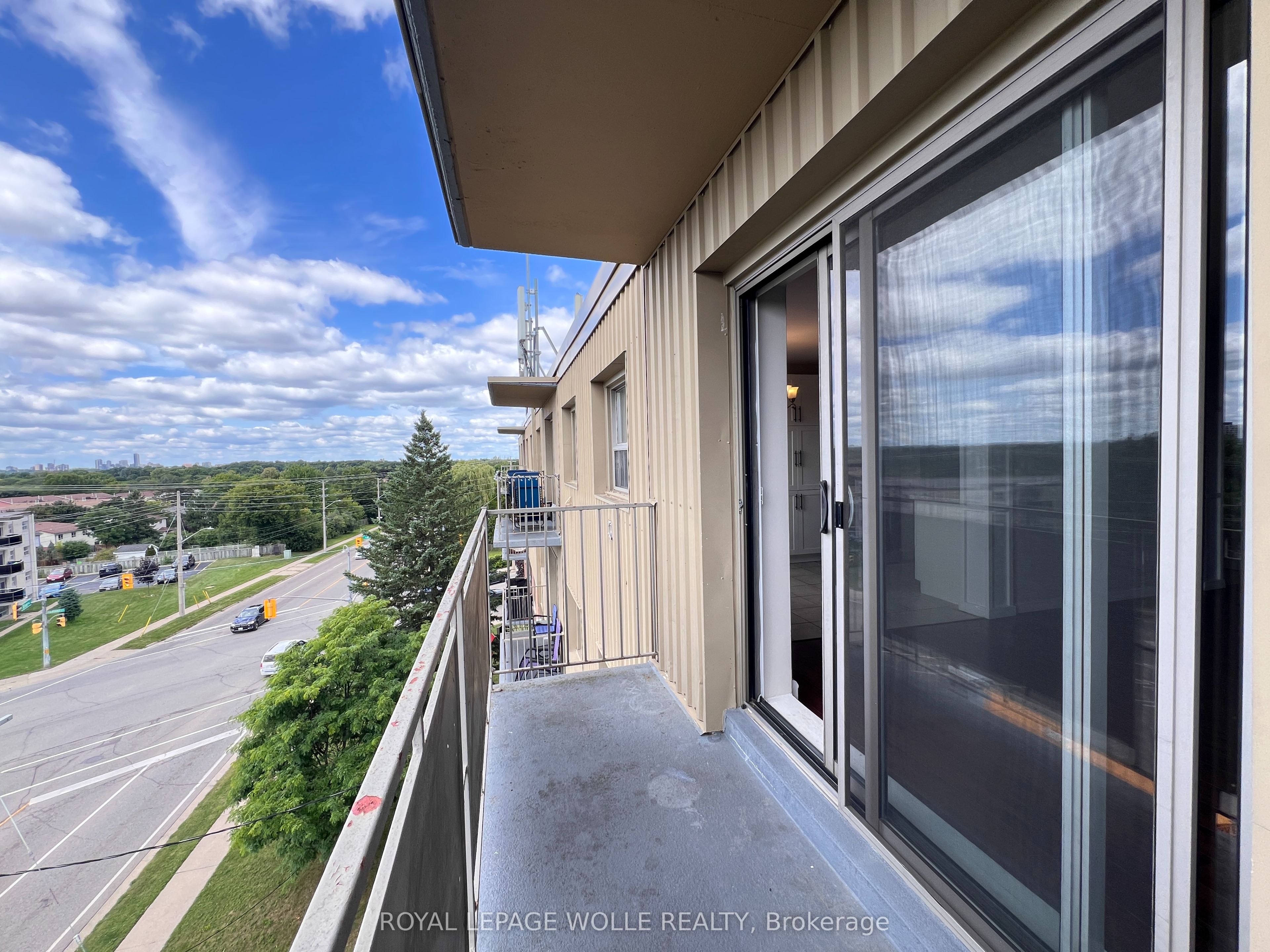 283 Fairway Road N 503 Property Photo 29