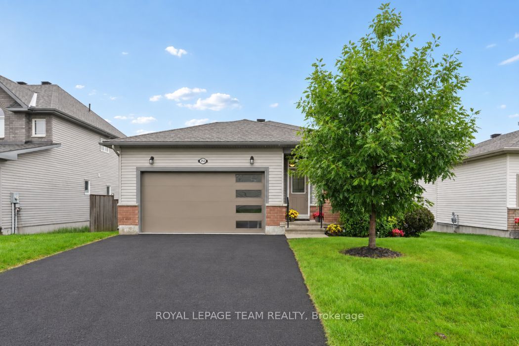 253 Edey Street Property Photo 1