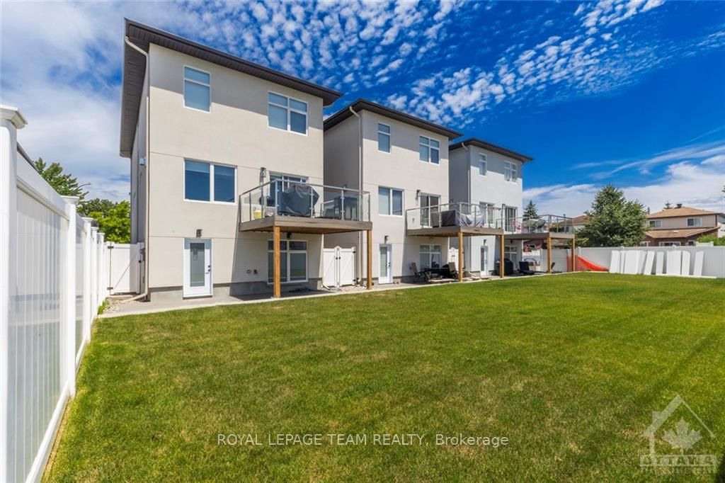16 Melville Drive Property Photo 28