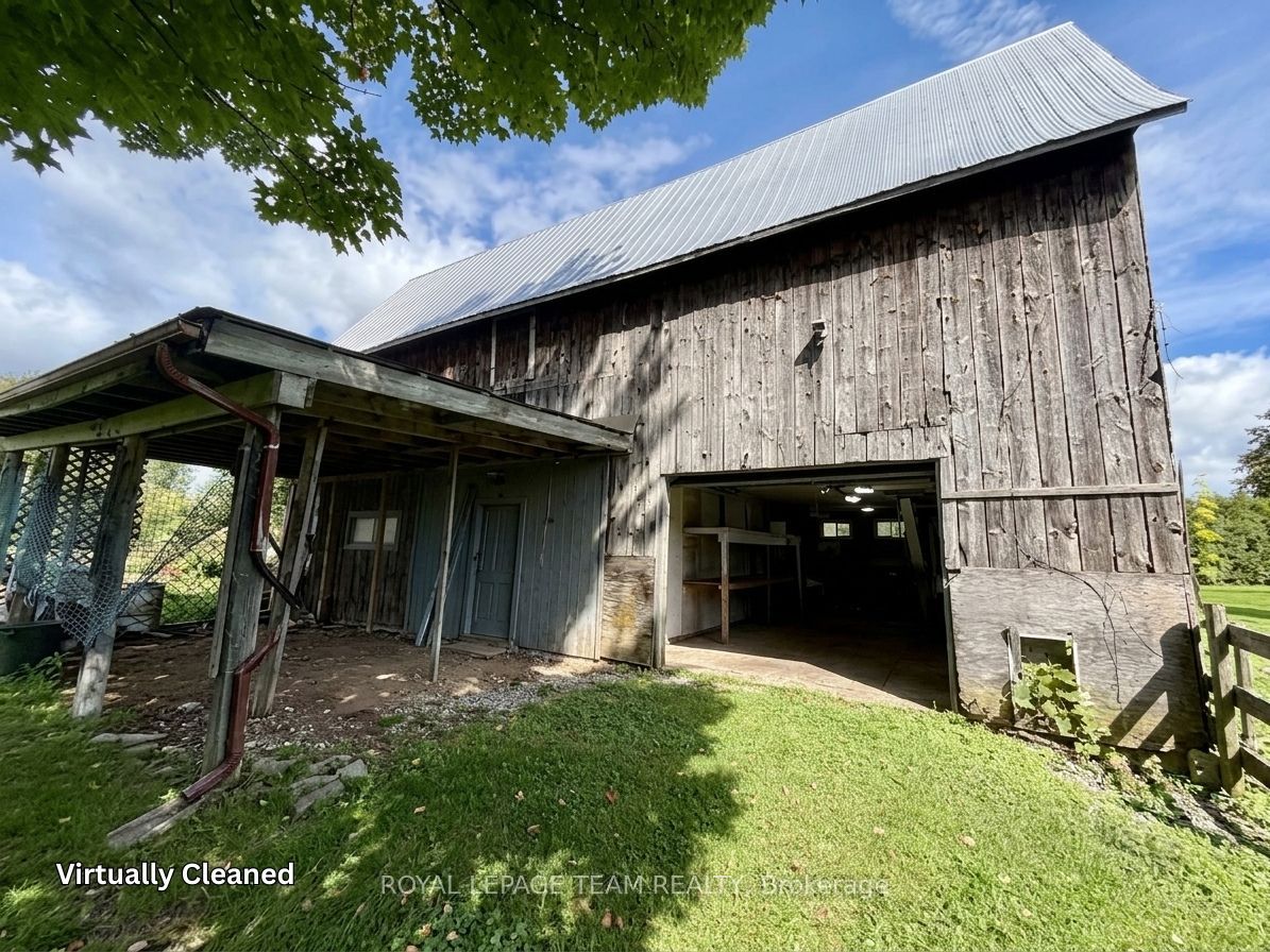 670 Van Buren Street Property Photo 39