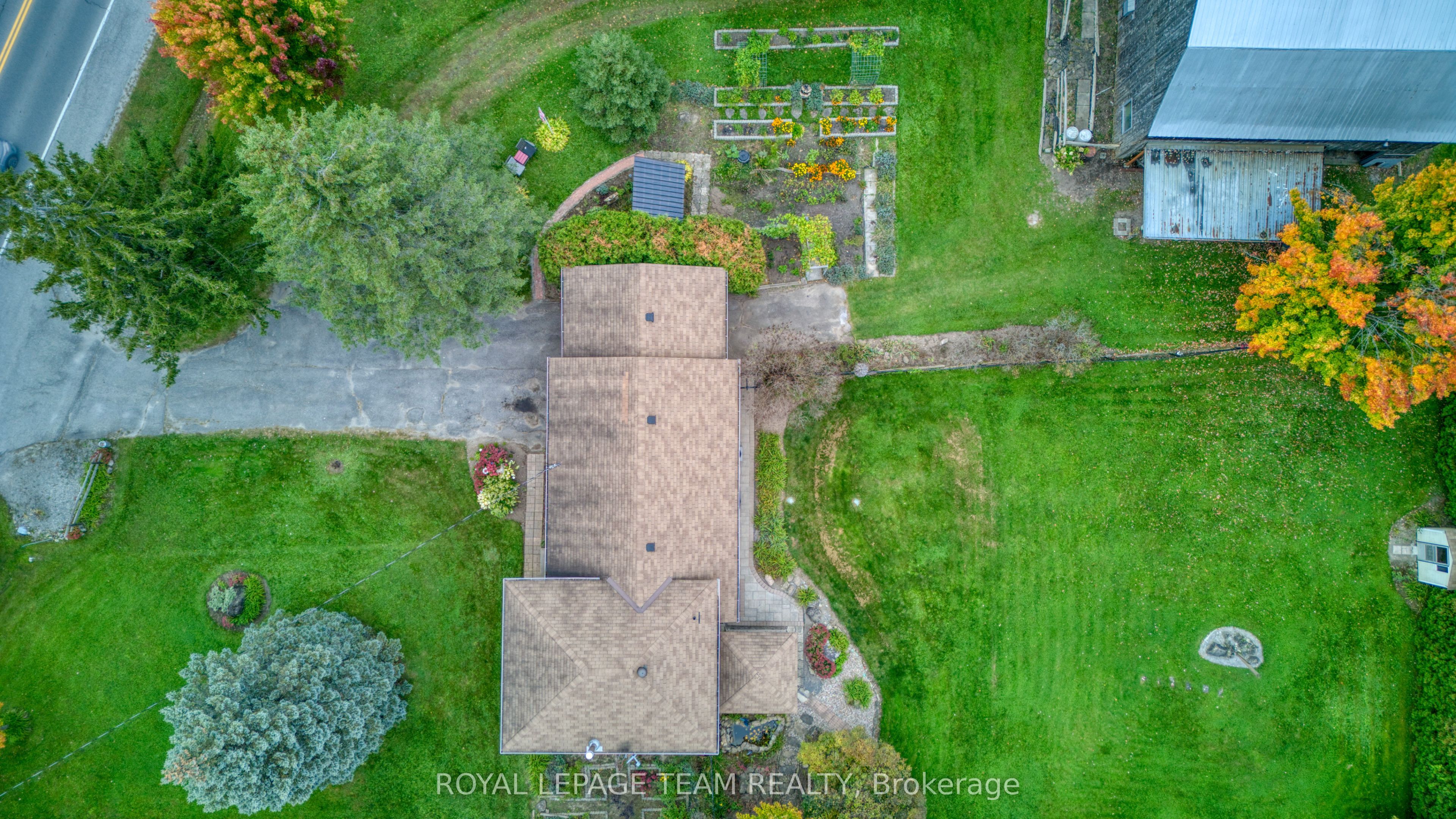 670 Van Buren Street Property Photo 48