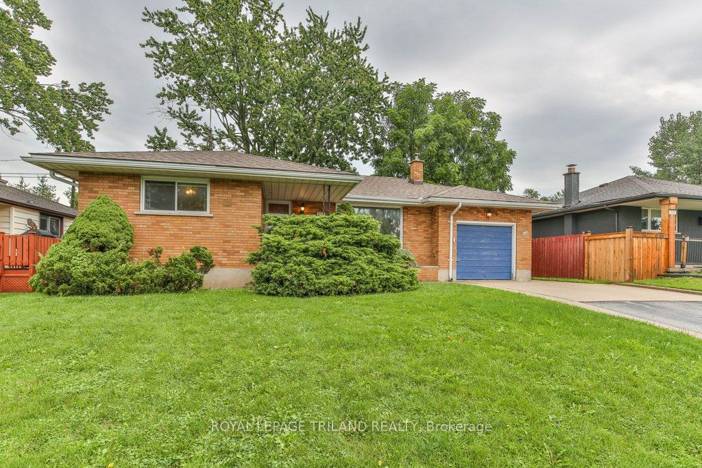242 Burlington Street Property Photo 4