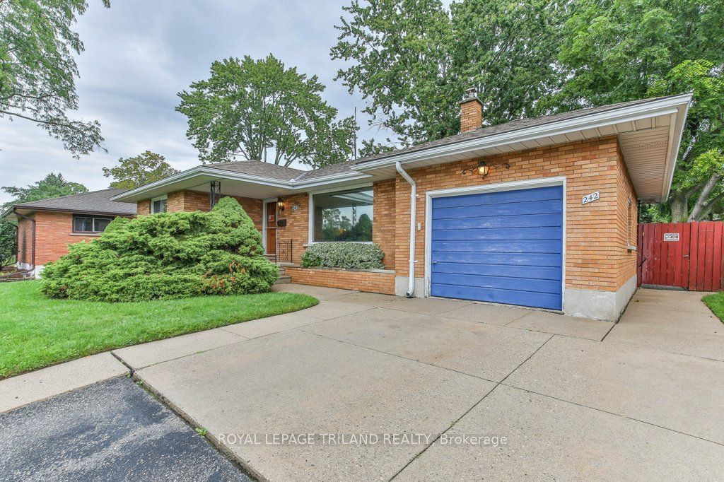 242 Burlington Street Property Photo 5