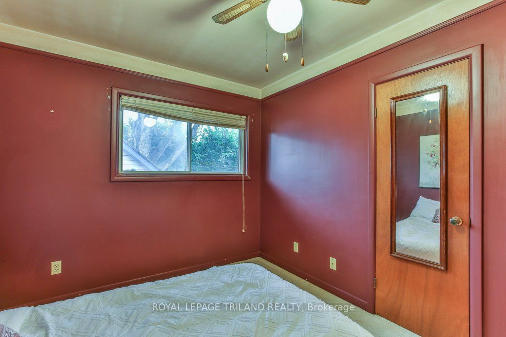 242 Burlington Street Property Photo 26