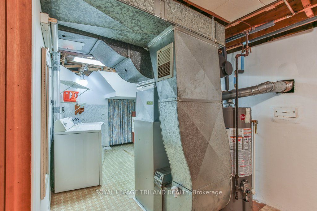 242 Burlington Street Property Photo 36