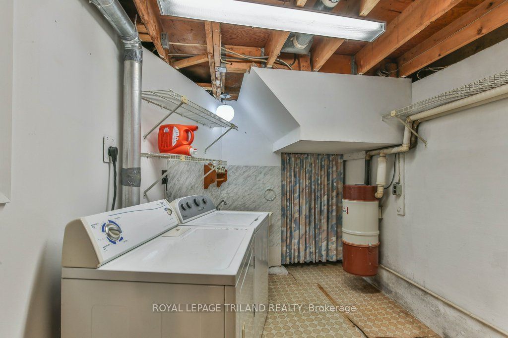 242 Burlington Street Property Photo 37