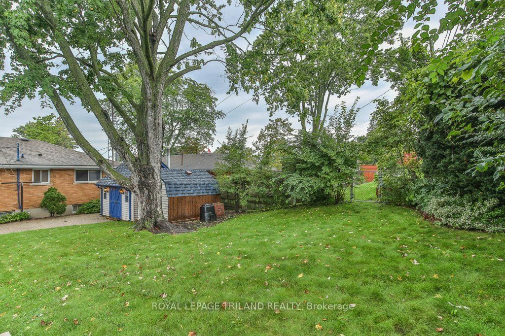 242 Burlington Street Property Photo 46