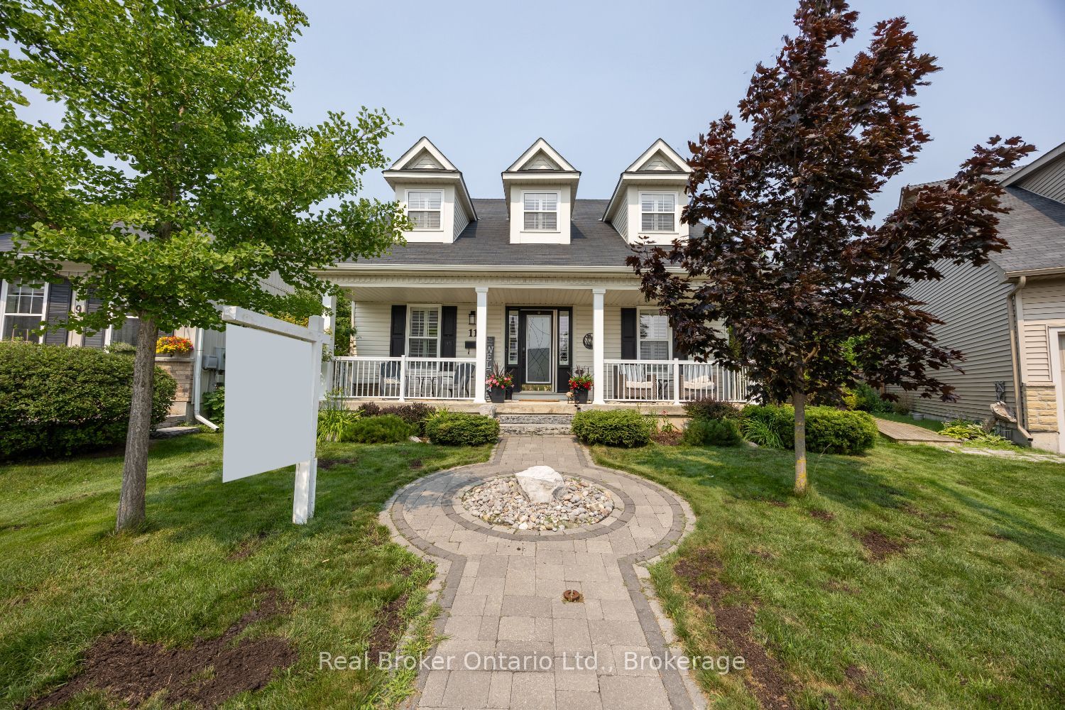 11 Greenaway Circle