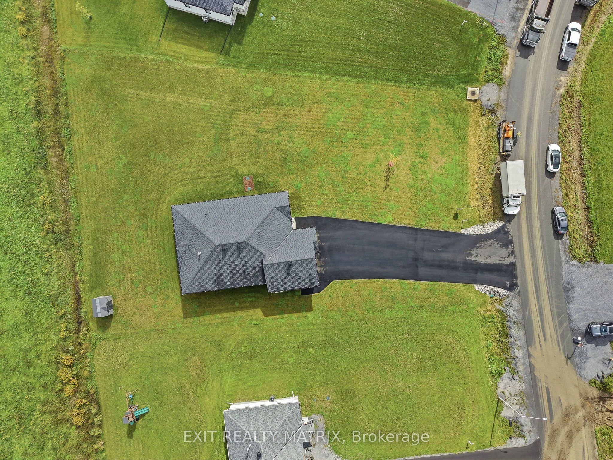 256 Trudeau Crescent Property Photo 38
