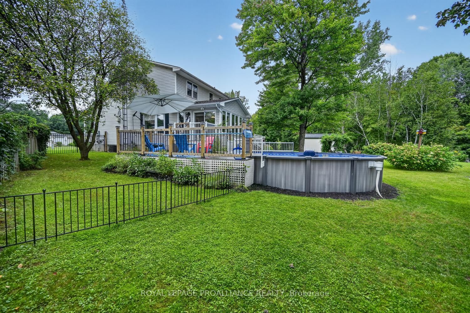 132 Kingston Crescent Property Photo 36