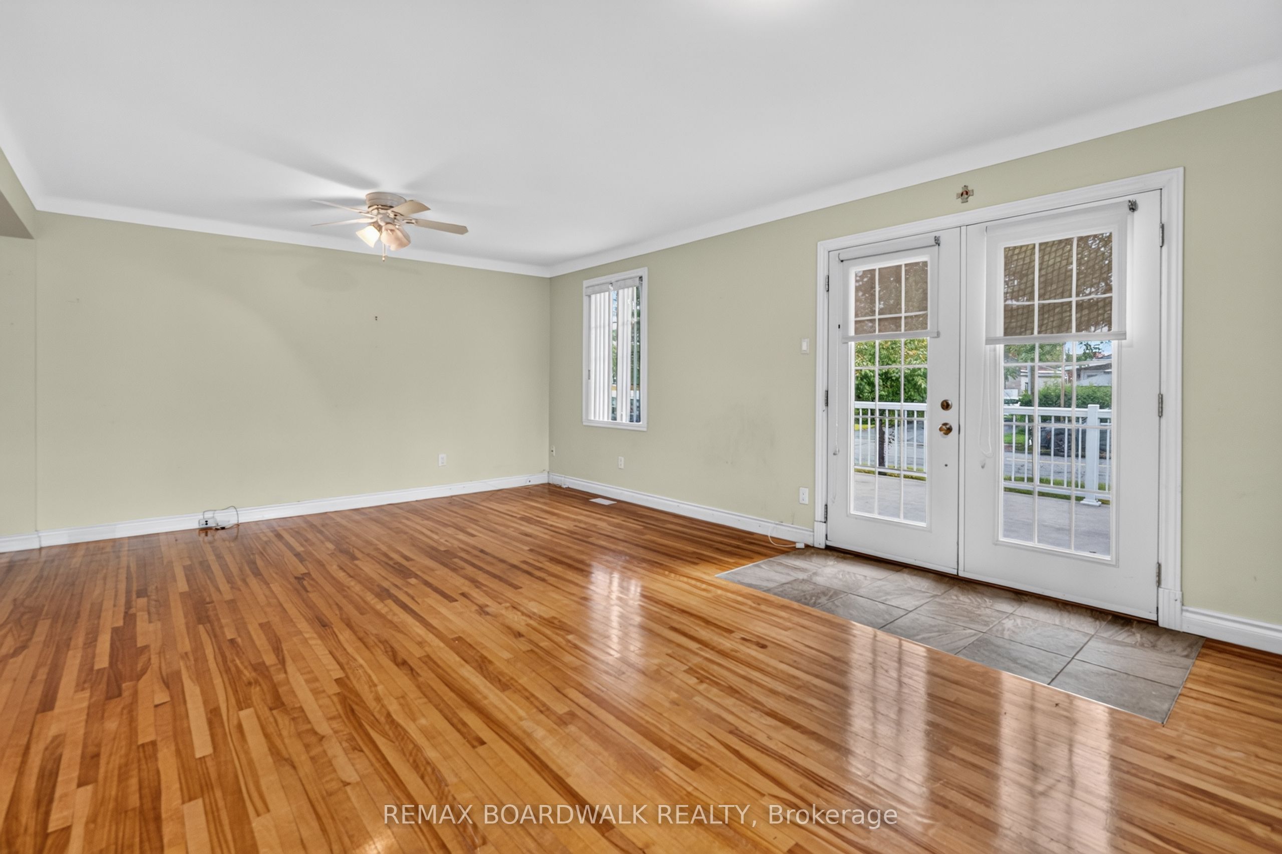 583 Donald Street Property Photo 16