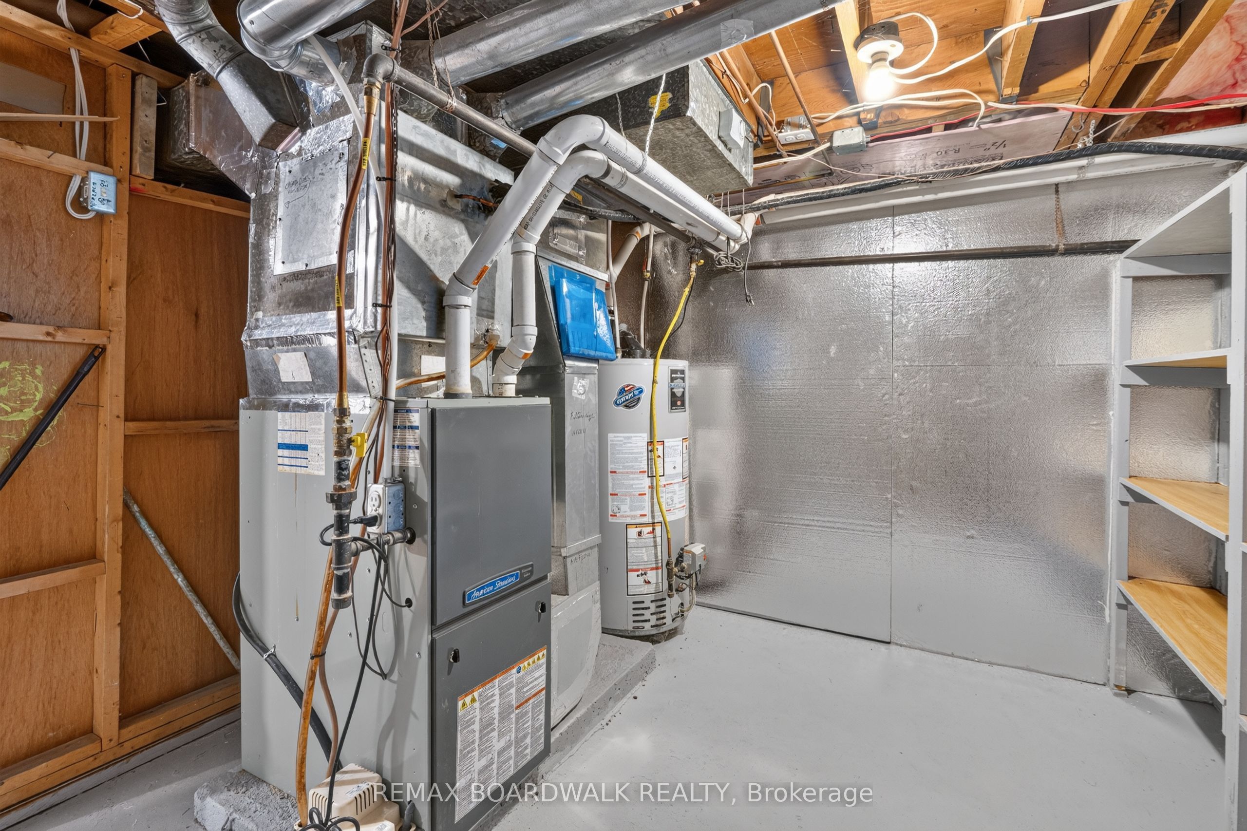 583 Donald Street Property Photo 39