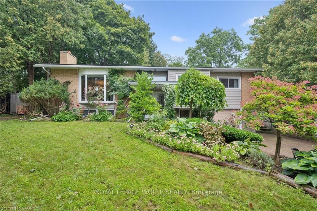 100 Forest Hill Drive Property Photo 1