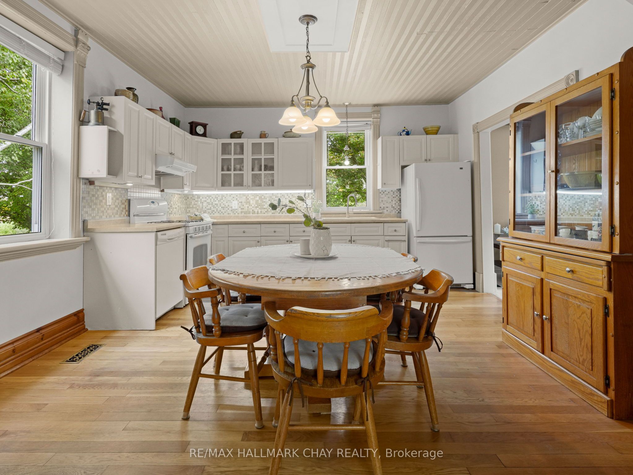 347357 15 Side Road Property Photo 13