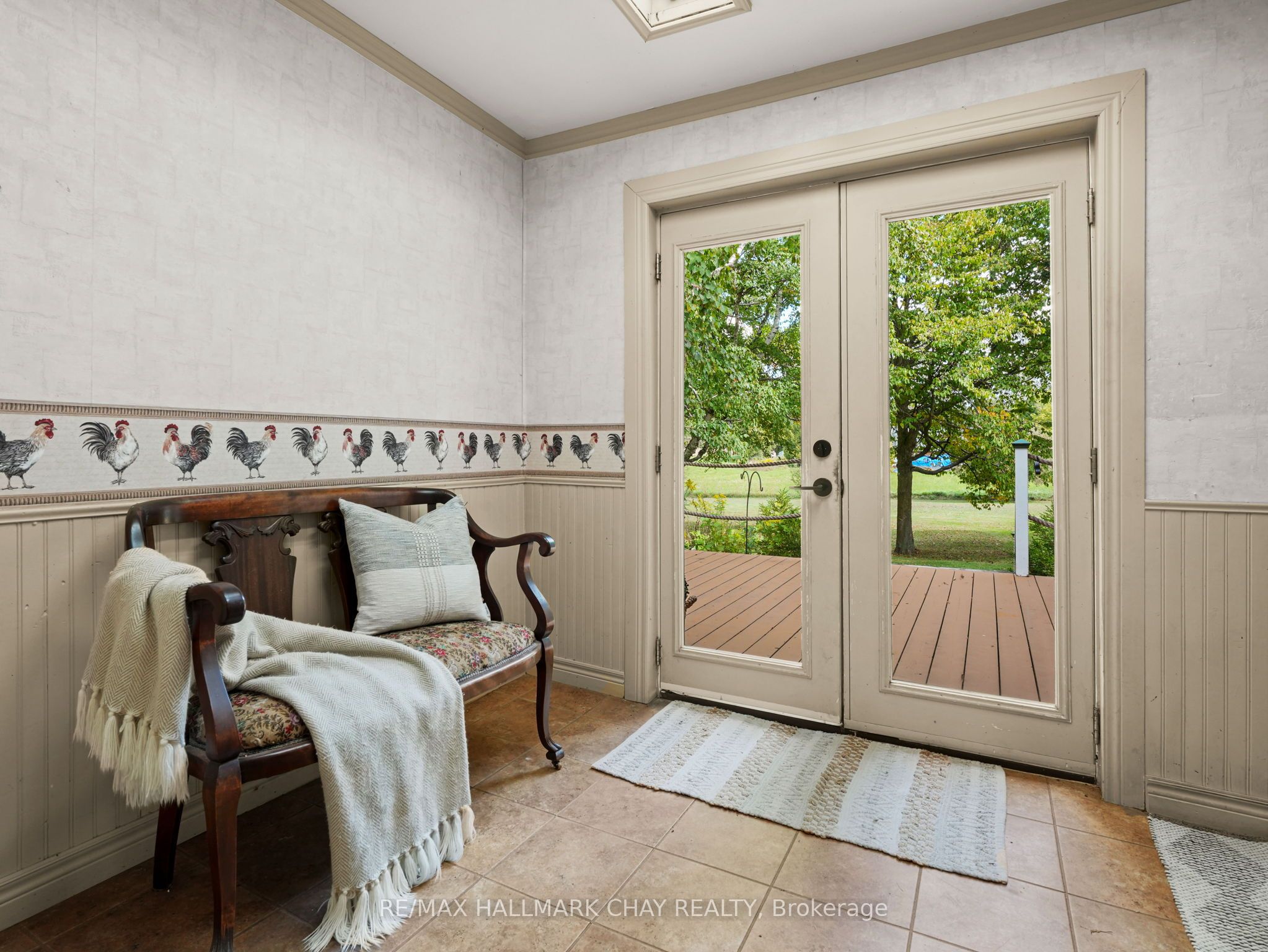347357 15 Side Road Property Photo 21